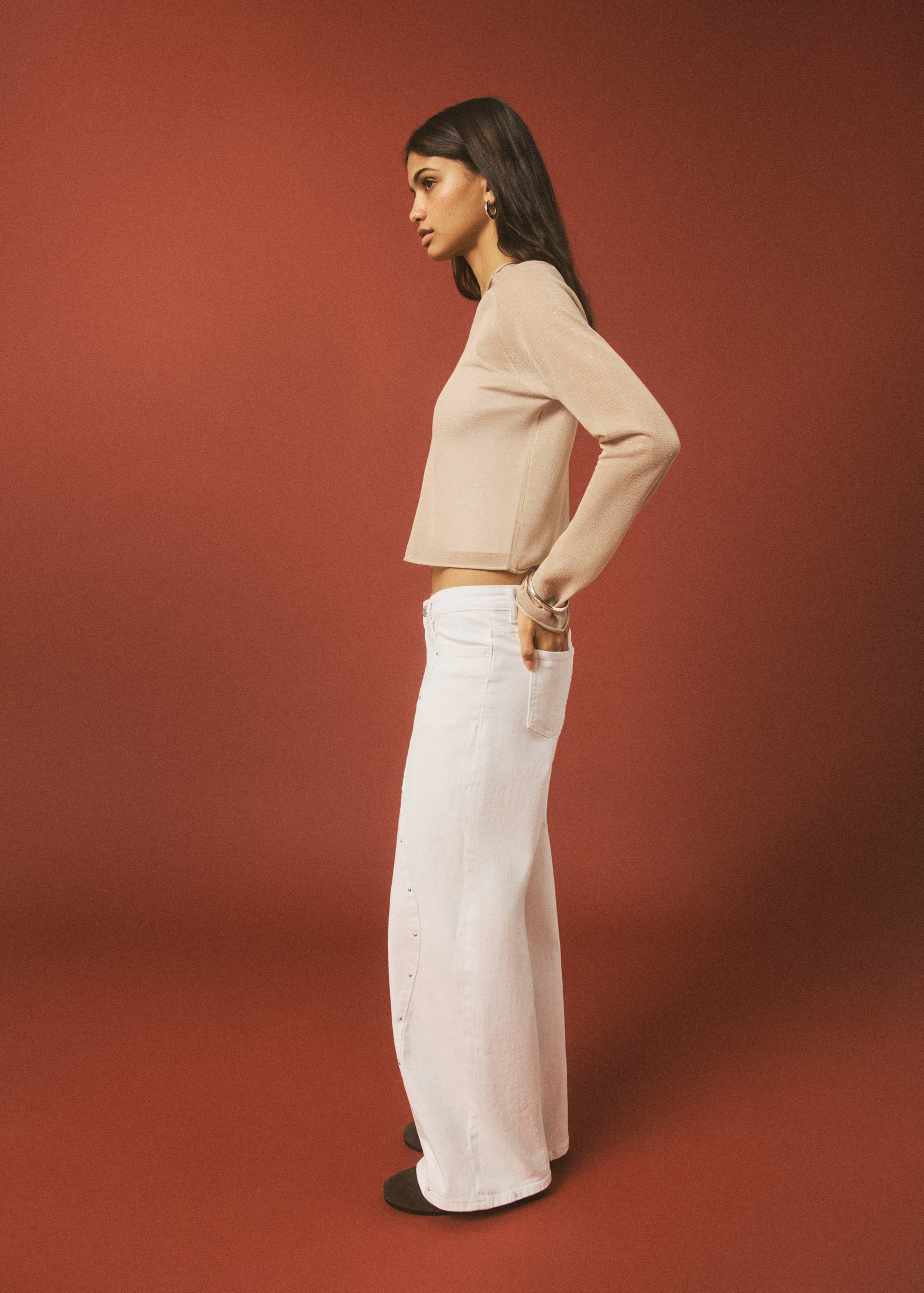 Low-waist studded jeans - Details of the article 2