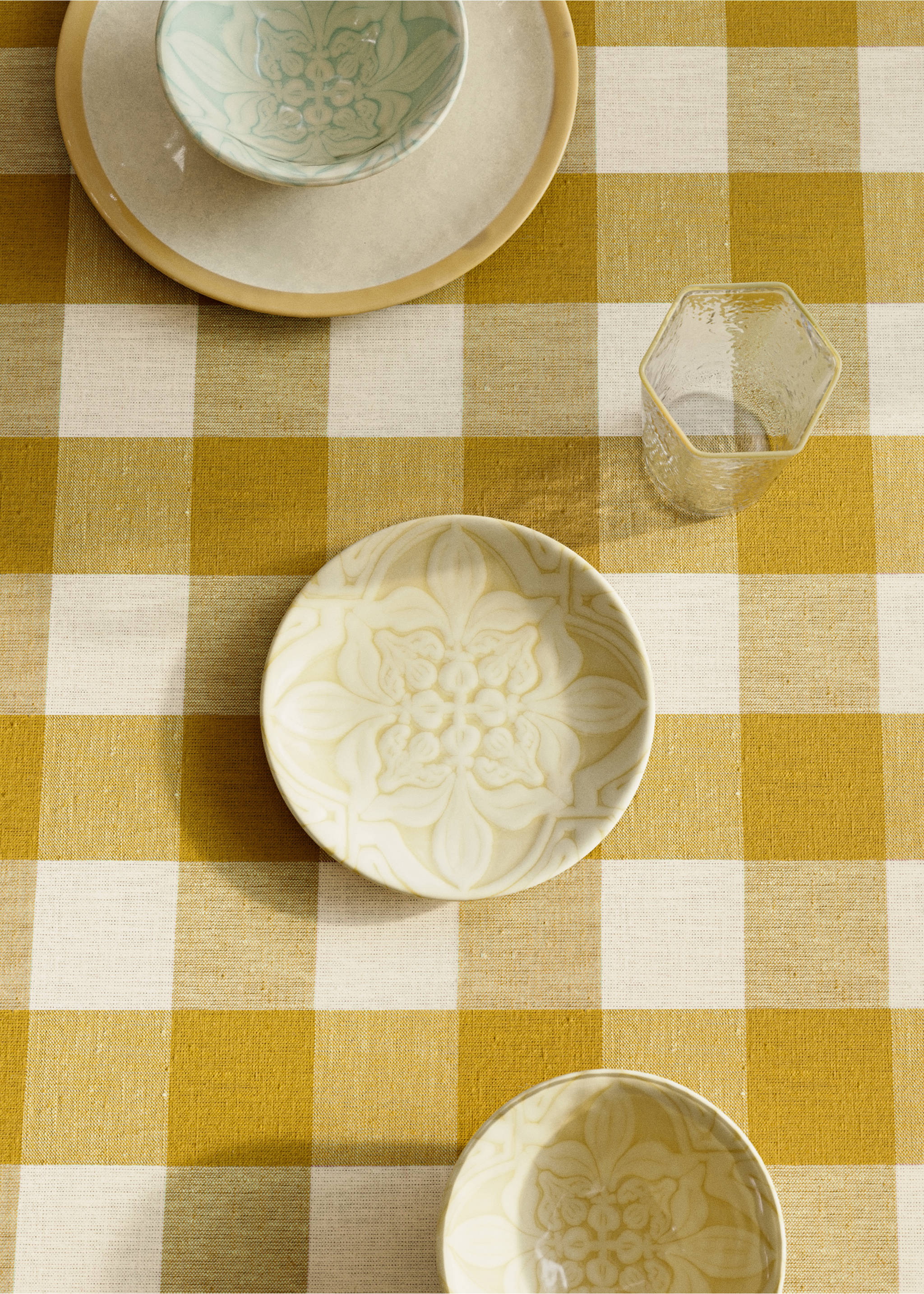 Floral bread plate - General plane, Pastel Yellow. Ref: 27031524-00.