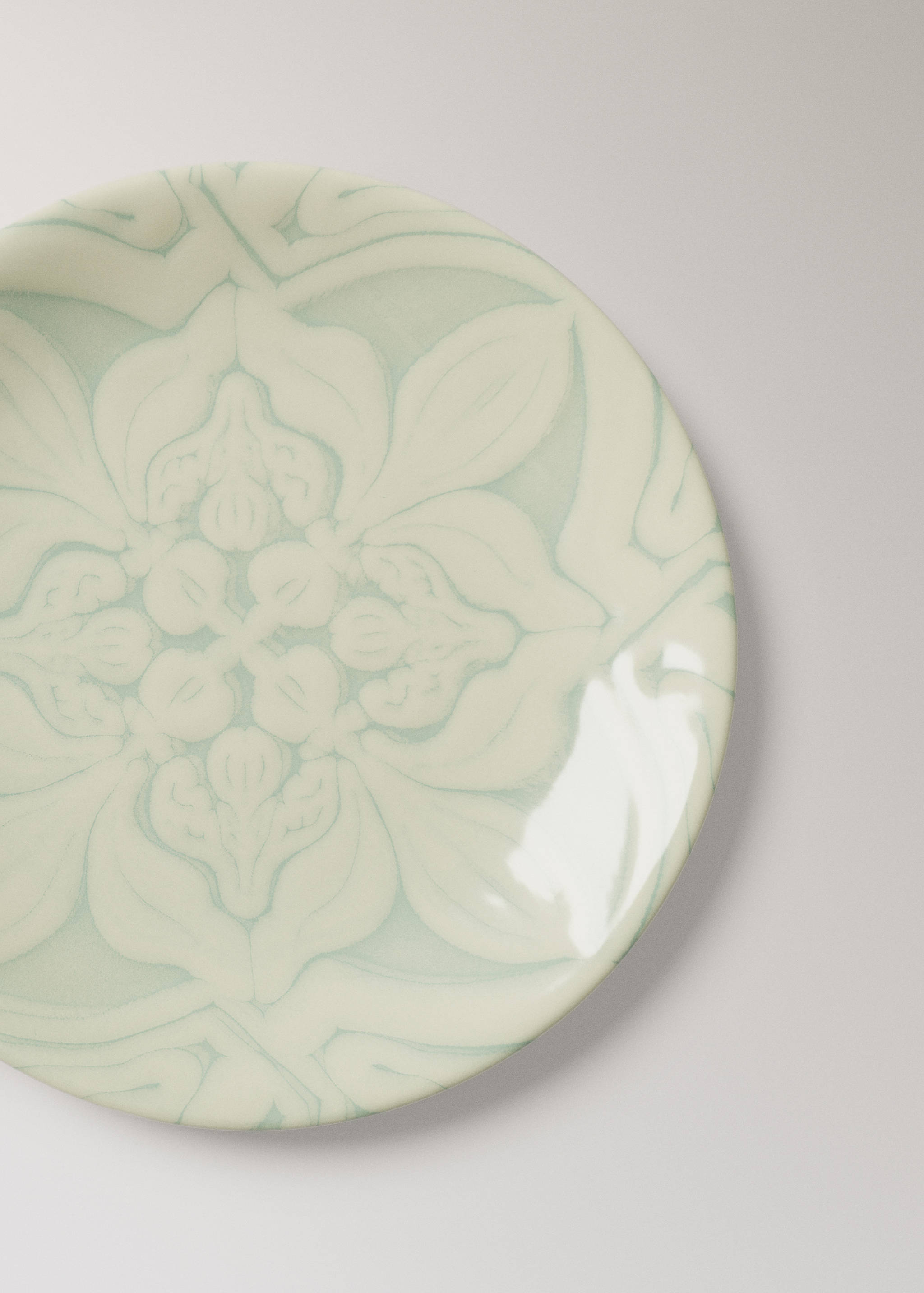 Blumenteller aus Steingut - Detail des Artikels 1