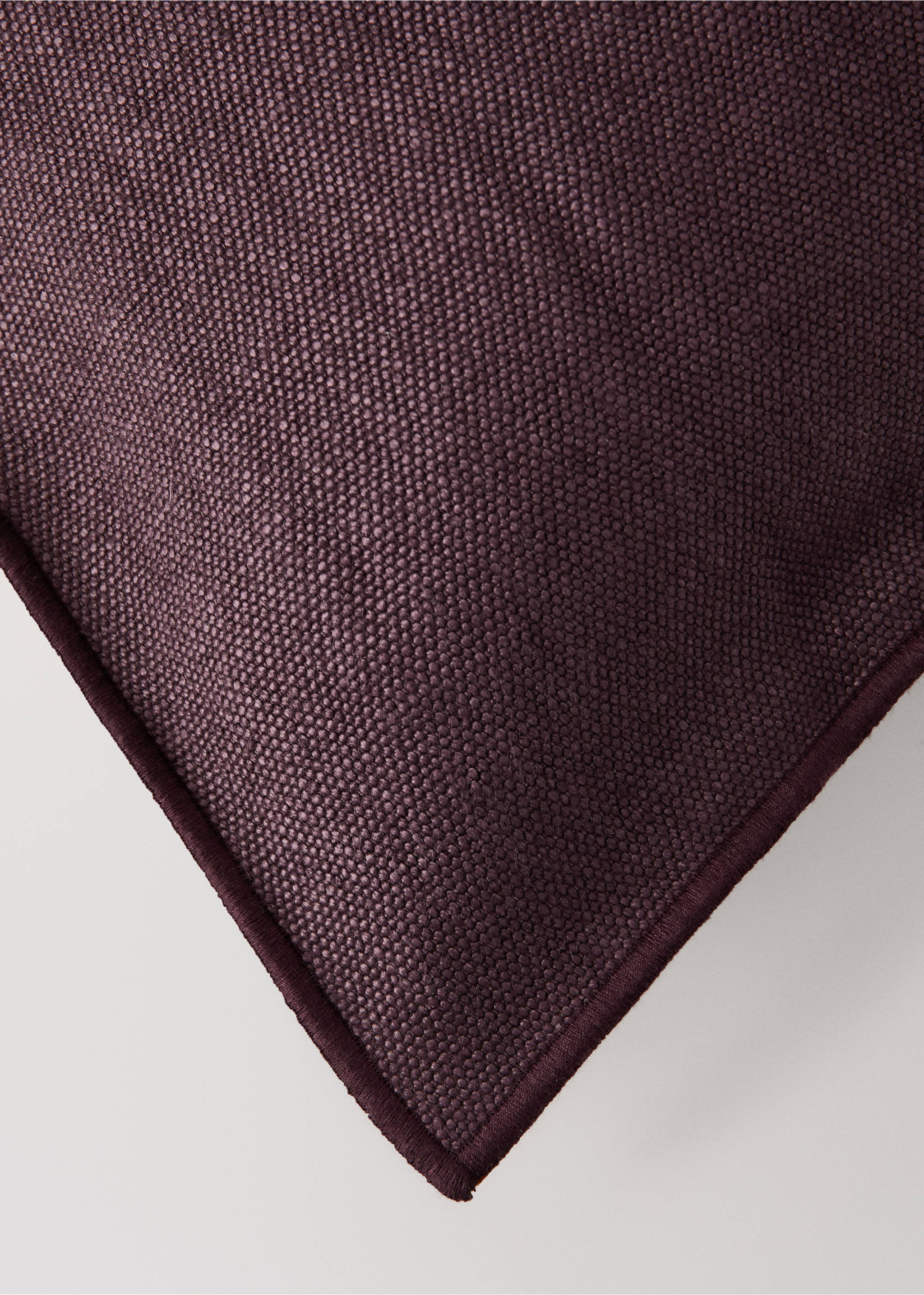 Kuddfodral i 100 % grovt linne med overlocksöm 40 x 60 cm - Detaljer om artikeln 1, Lila. Ref: 27031527-00.