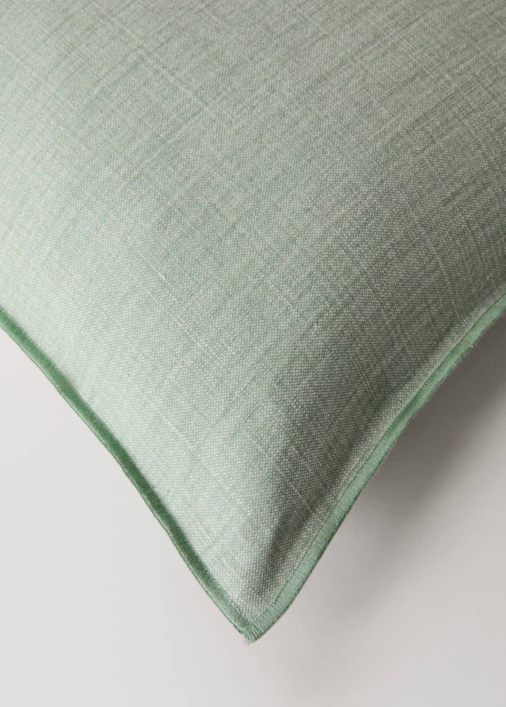 Mottled linen cushion cover 40x60 cm — Aqua Green
