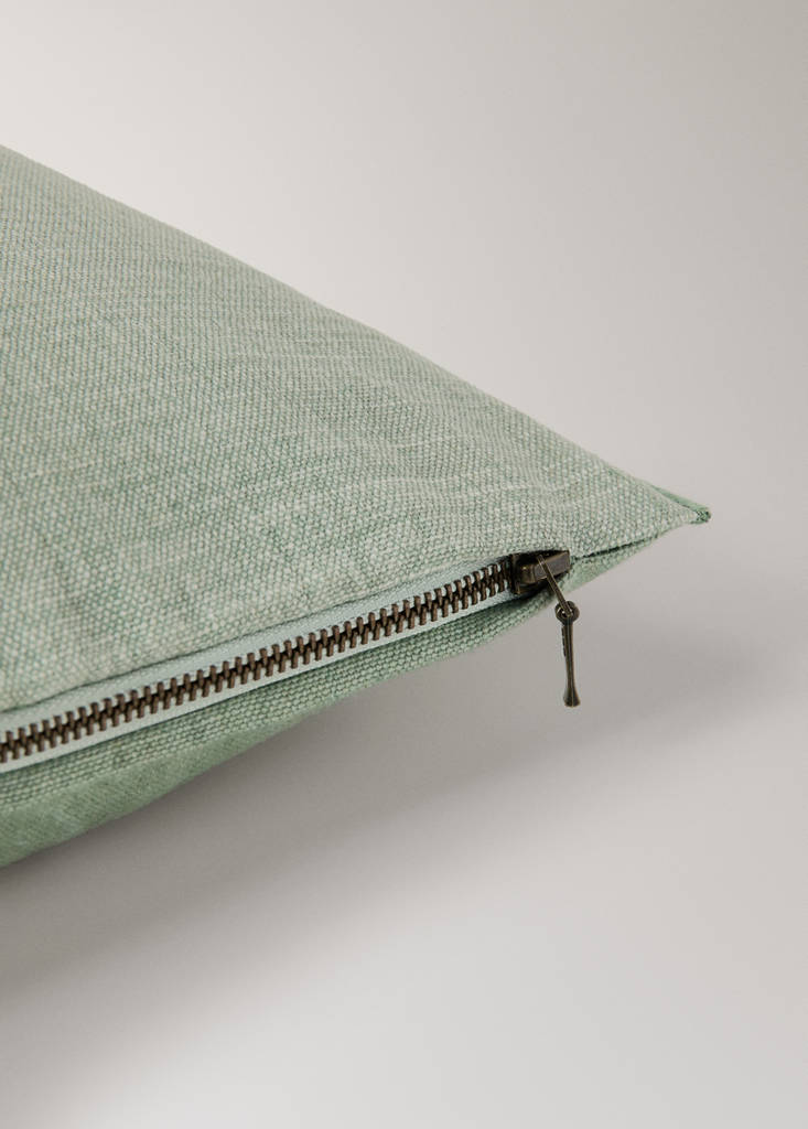 Mottled linen cushion cover 40x60 cm — Aqua Green