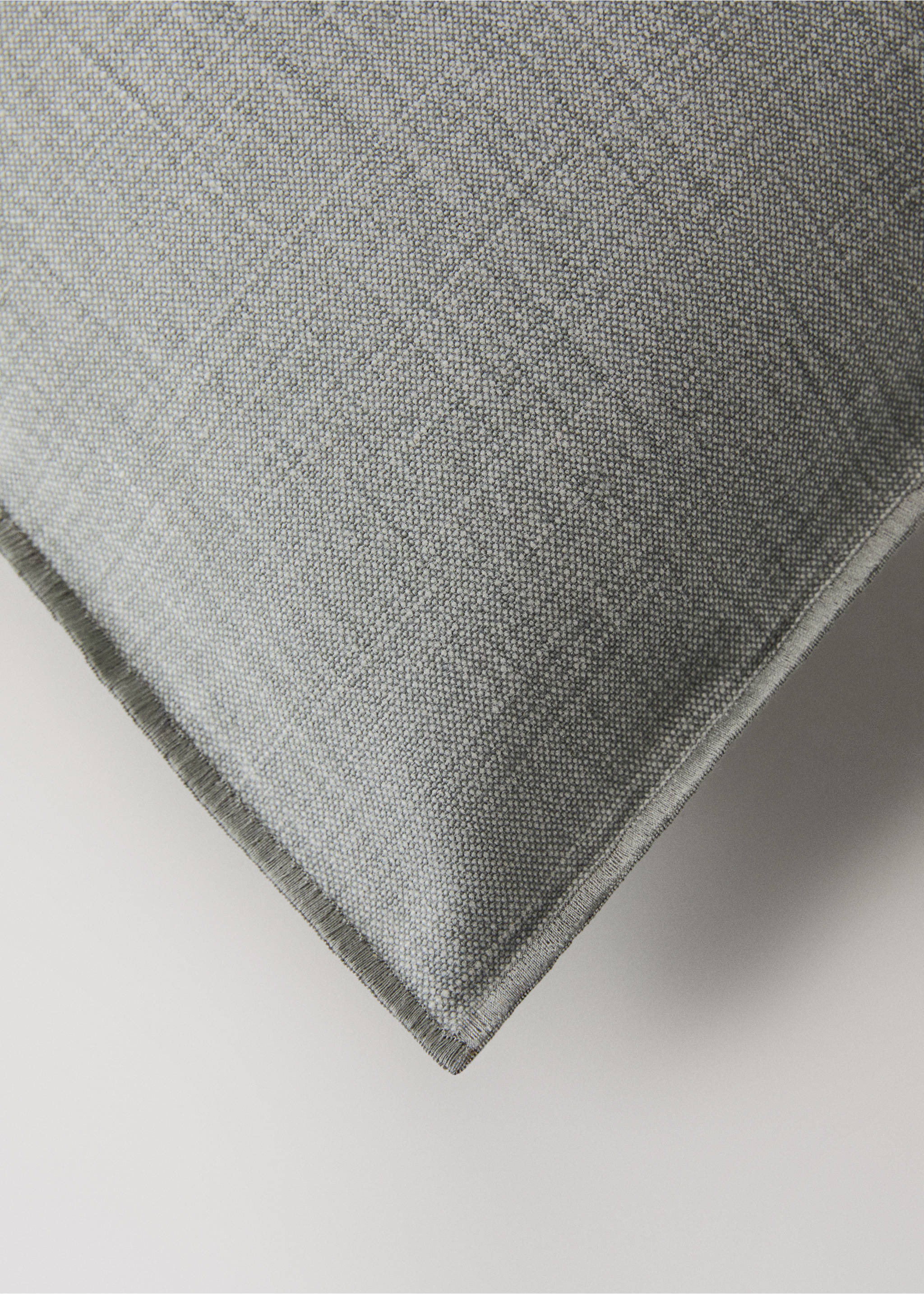 Mottled linen cushion cover 40x60 cm - Details of the article 1, Grey. Ref: 27031528-00.