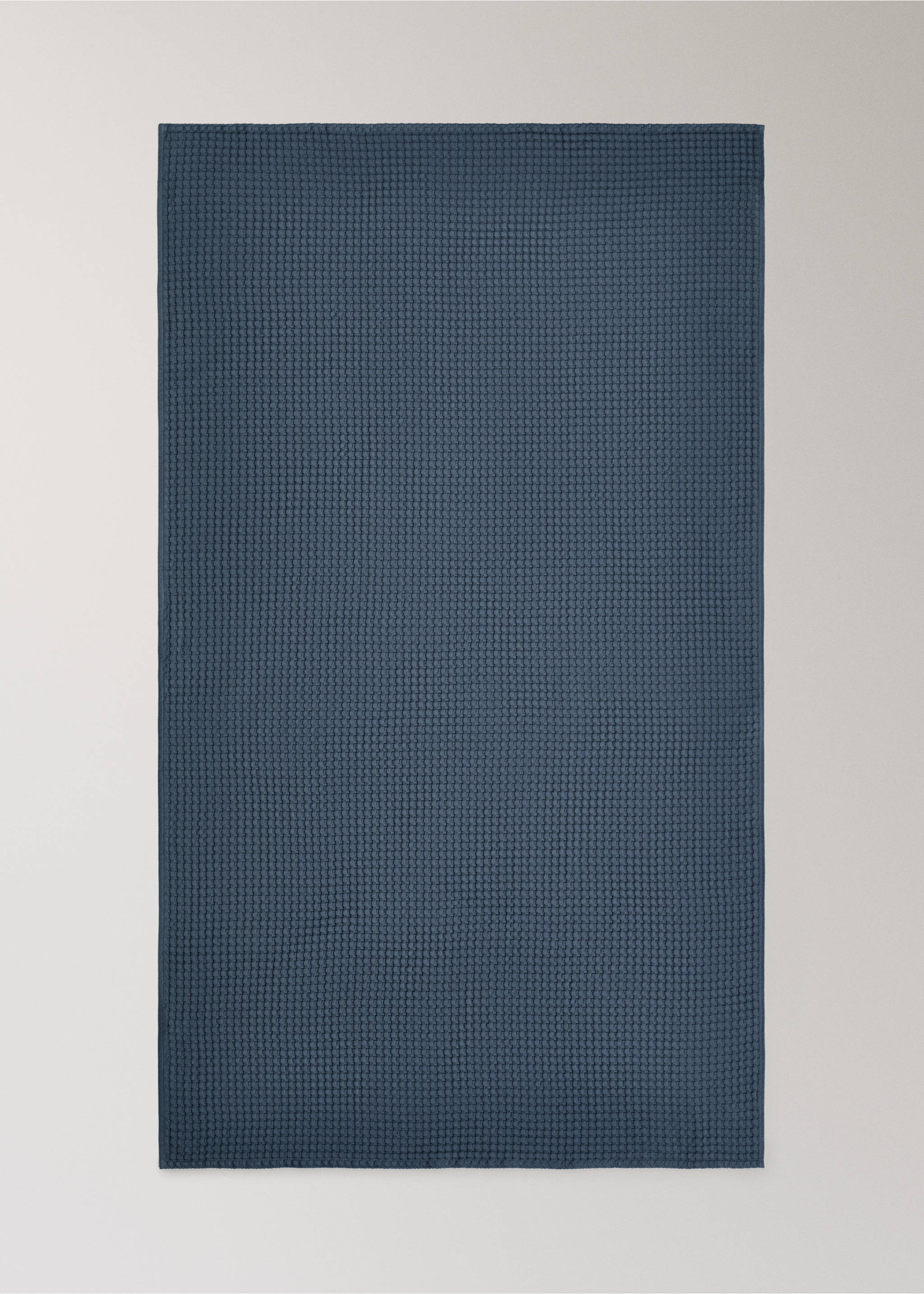 Cotton waffle bath towel - Details of the article 3, Indigo Blue. Ref: 27031529-00.