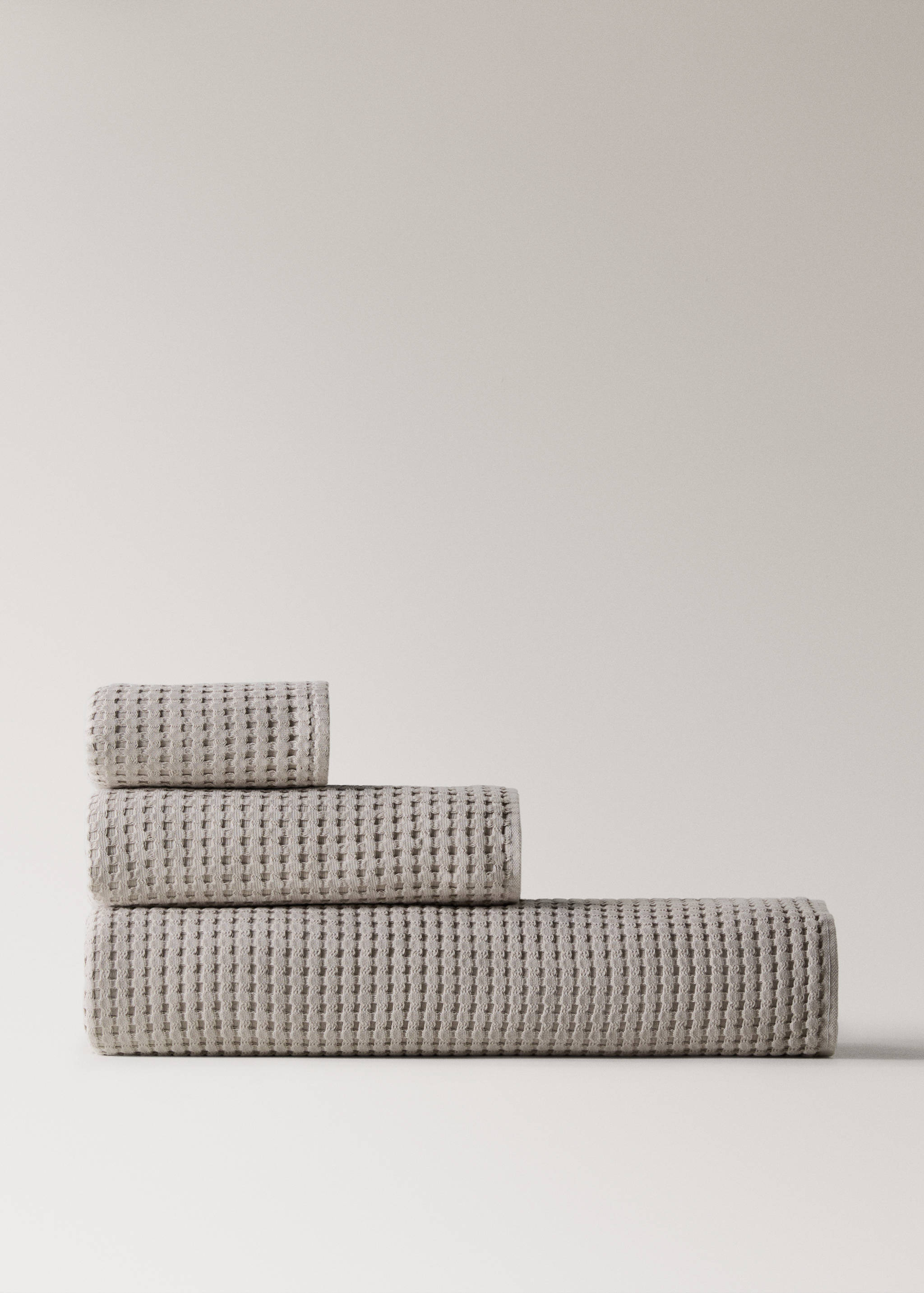 Handduk i bomull med våffelstruktur - Artikel utan modell