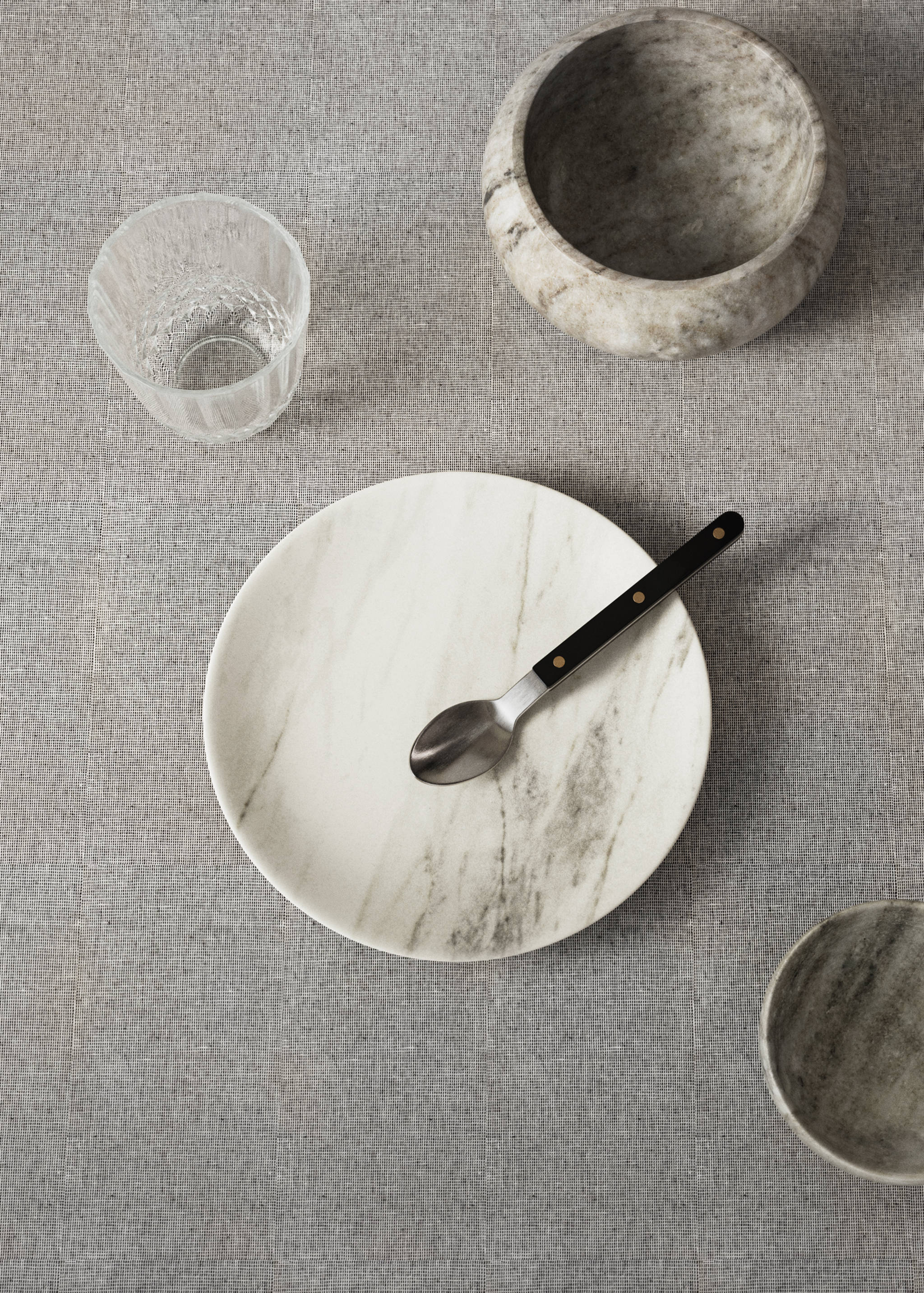 Assiette à dessert en grès effet marbre - Plan général