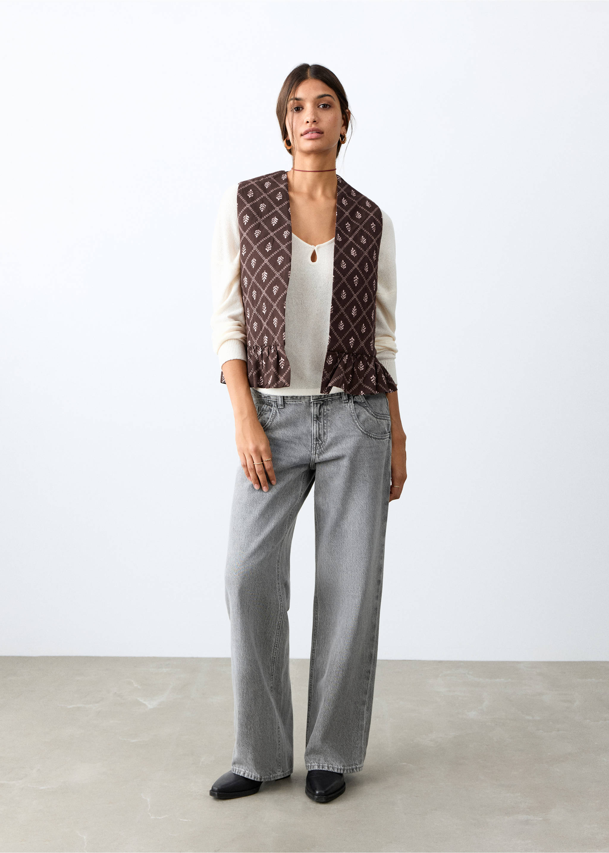 Γιλέκο καπιτονέ βολάν - Γενικό πλάνο, Καφέ. Ref: 27032545-00.