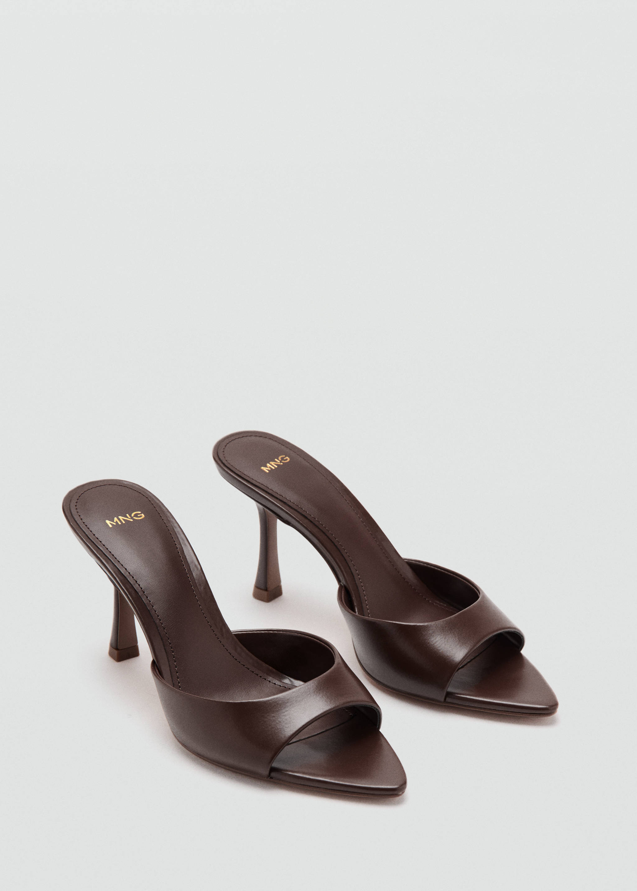 Pointed heel sandals - Medium plane