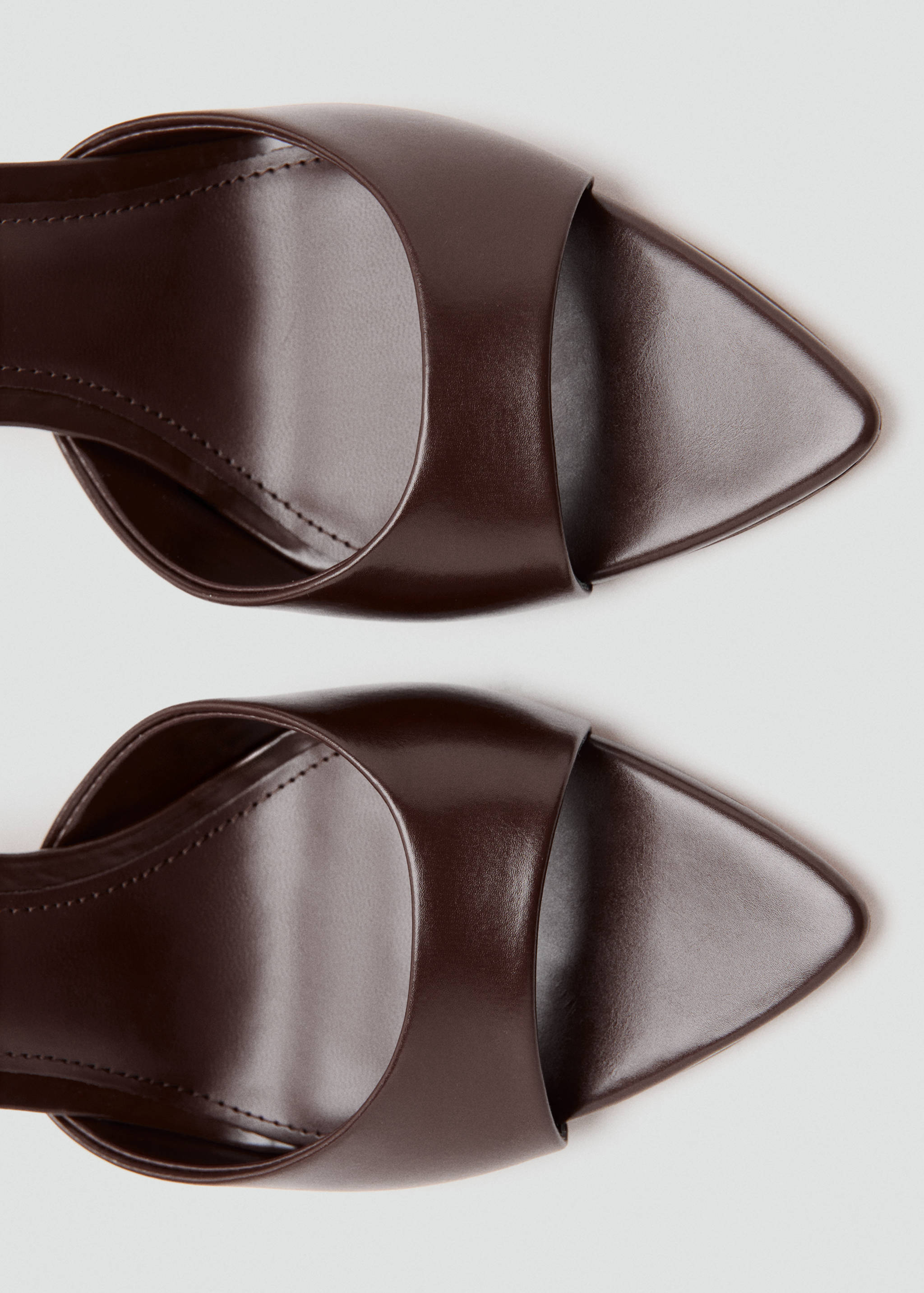 Pointed heel sandals - Details of the article 1