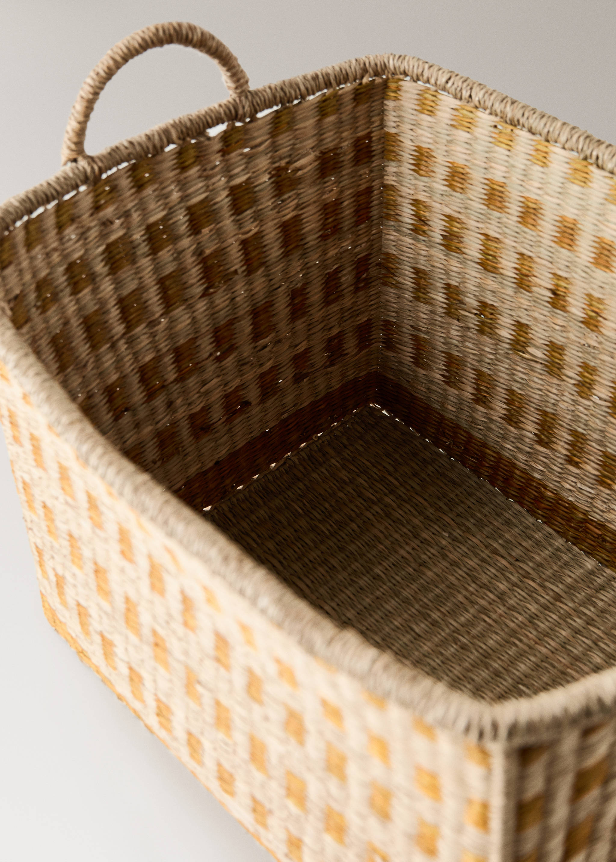 Large printed rectangular basket with large handles - Details of the article 3
