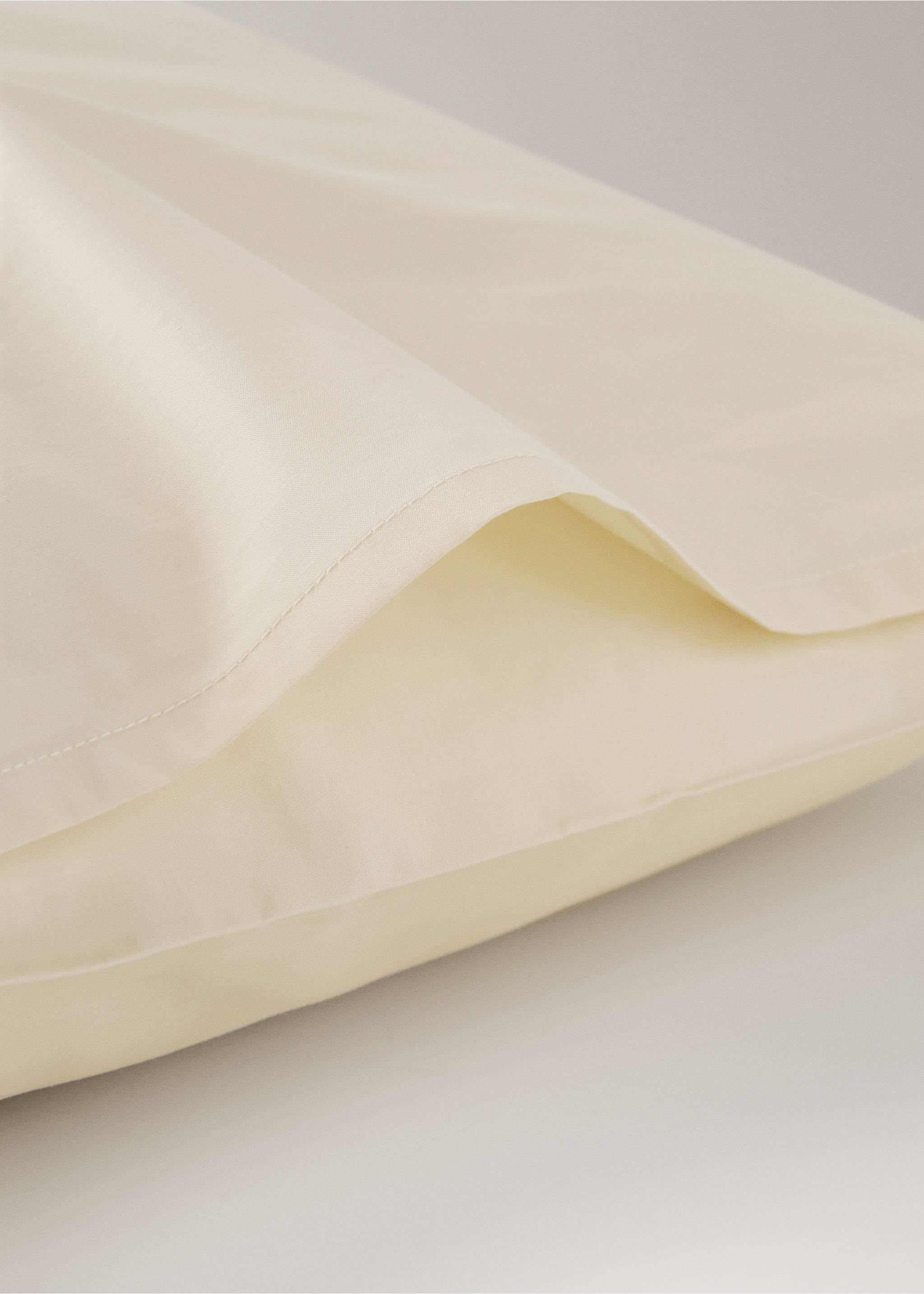 Two cotton percale pillowcases 60x60cm - Details of the article 1, Pastel Yellow. Ref: 27032918-00.