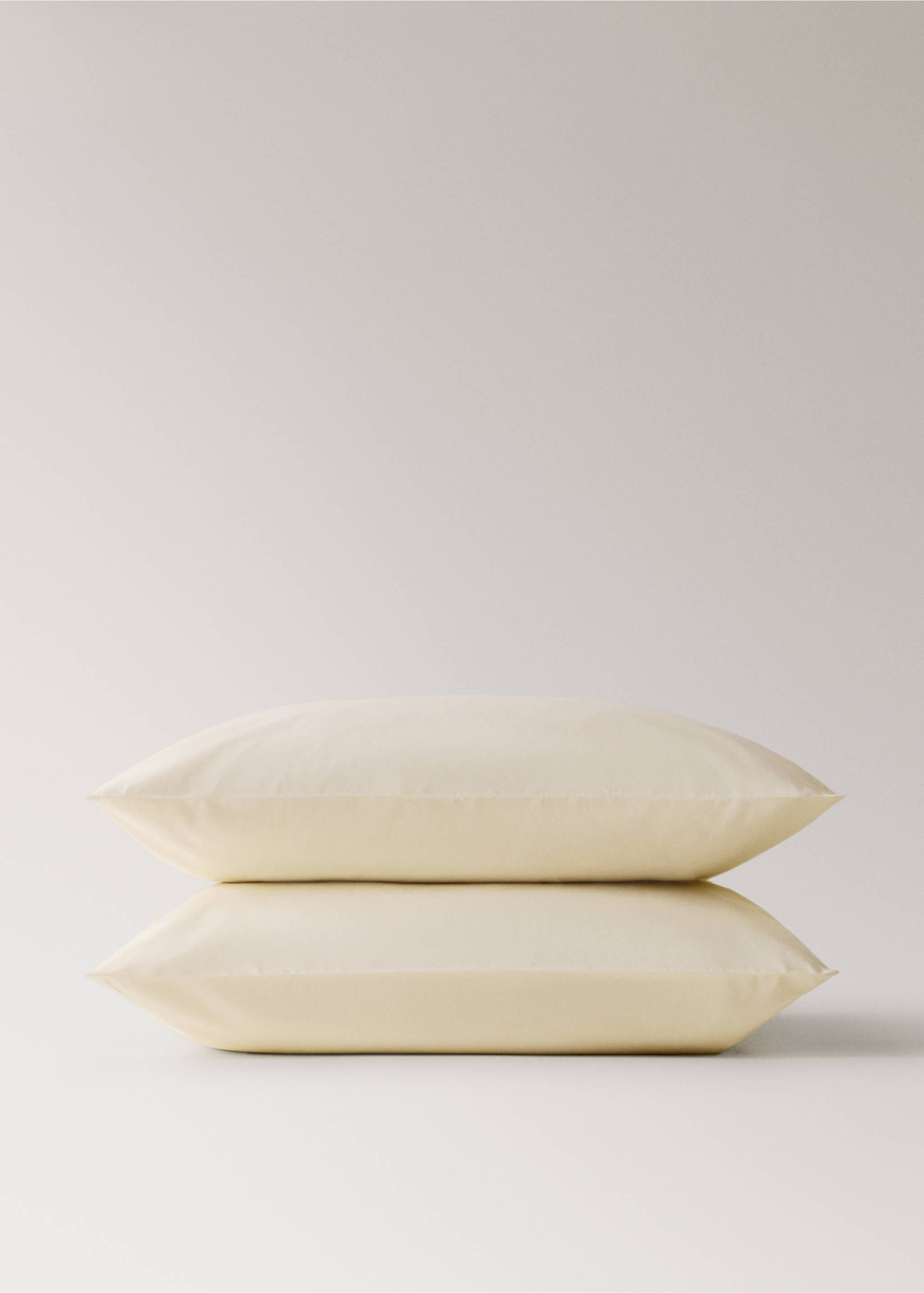Two cotton percale pillowcases 60x60cm - Details of the article 3, Pastel Yellow. Ref: 27032918-00.