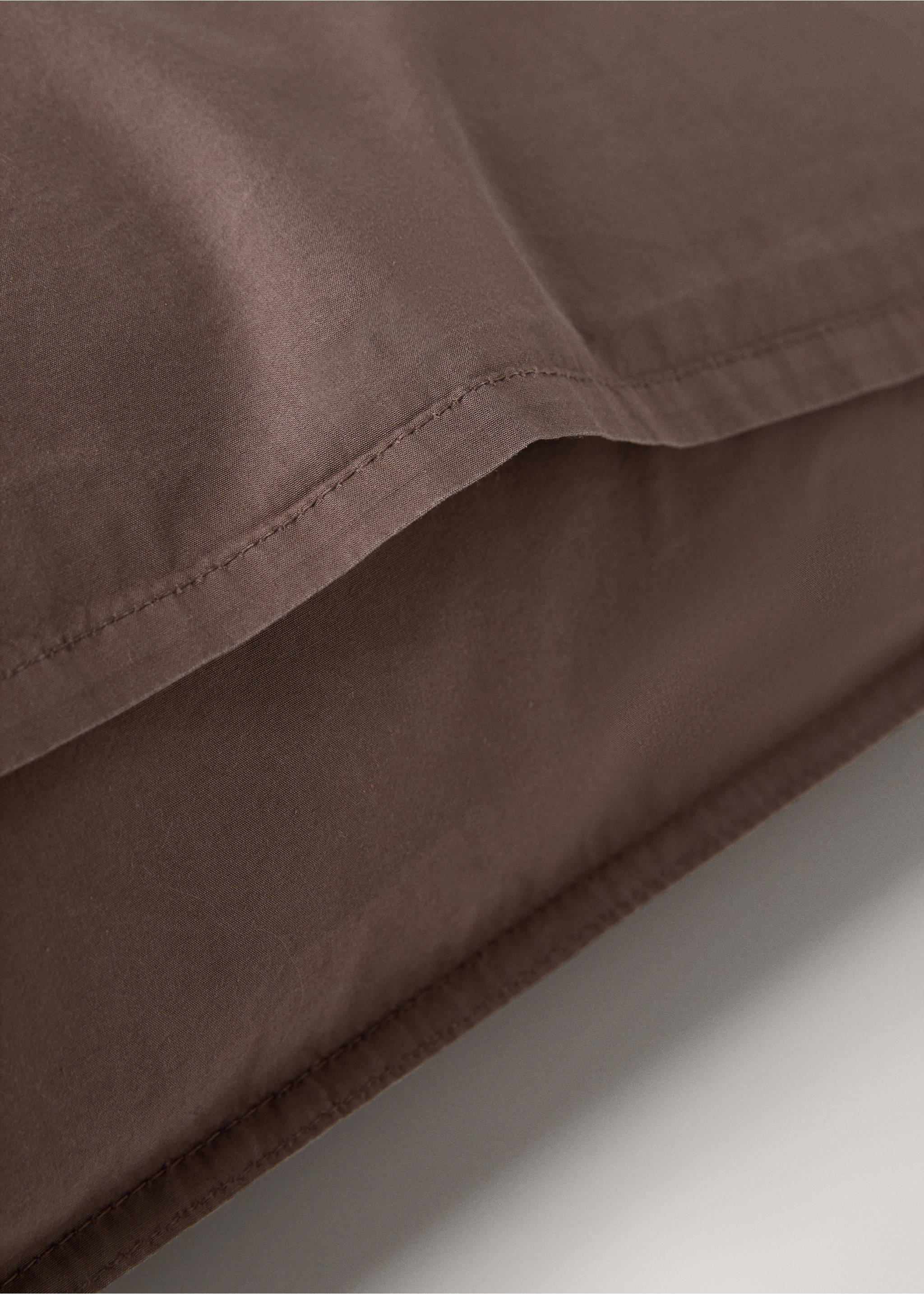 Two pillowcases double stitched 300 thread count cotton 50x75 cm - Details of the article 1, Tobacco Brown. Ref: 27032923-00.