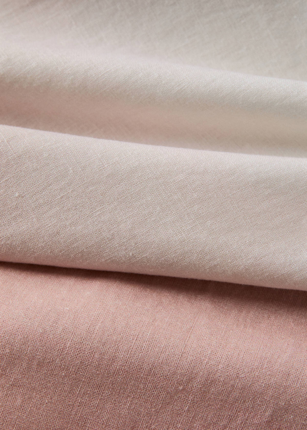 Ombre cotton linen tablecloth design for 6 to 8 guests — Pink
