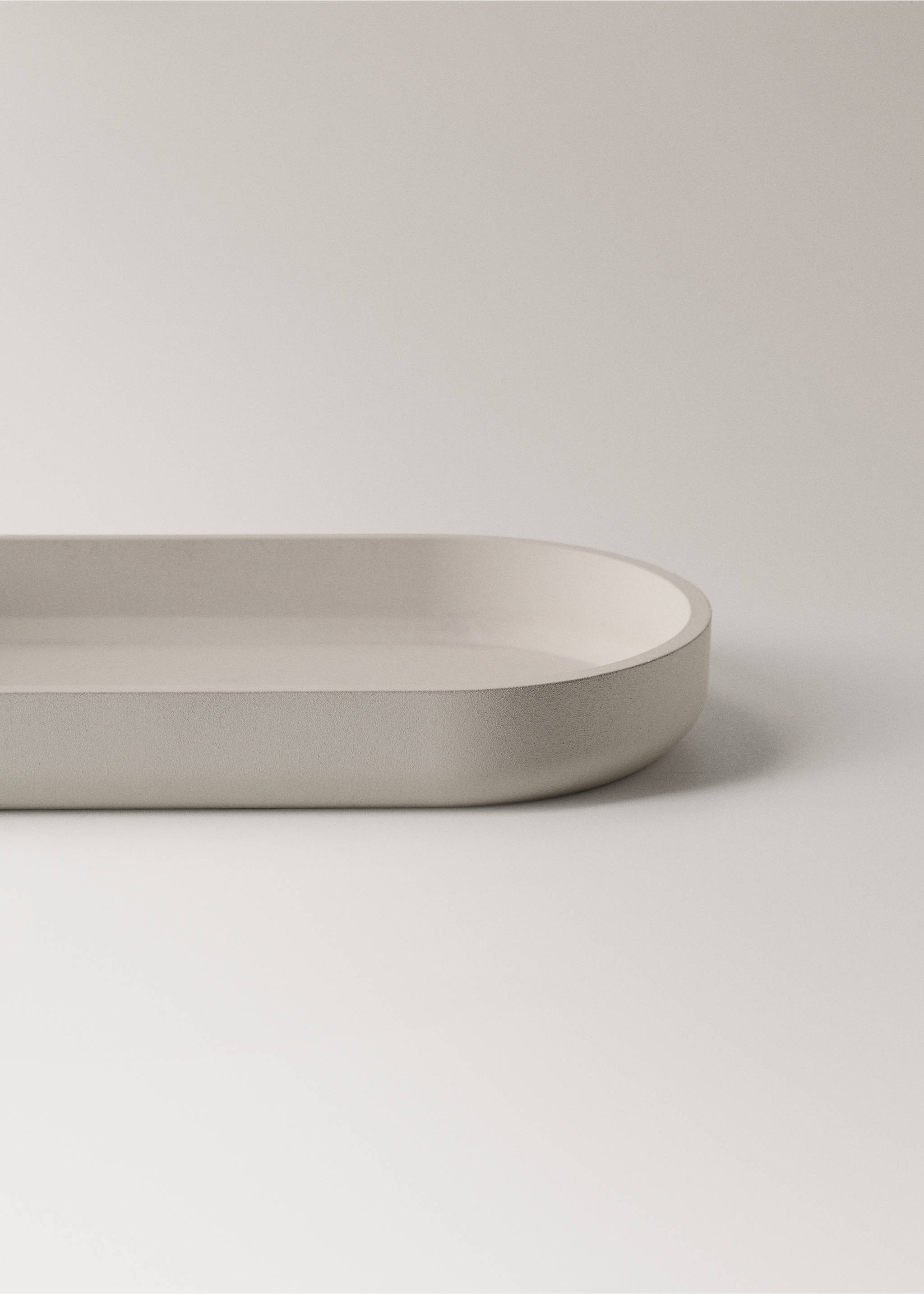 Resin bathroom tray - Details of the article 1, Ecru. Ref: 27033283-00.