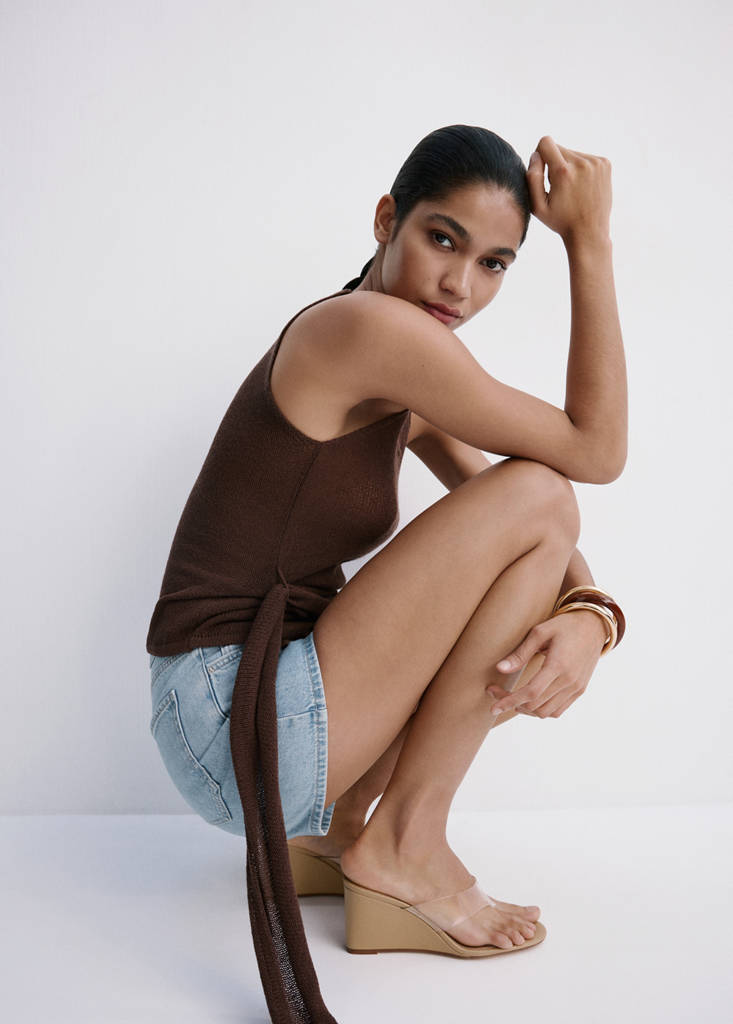 High-waisted straight-fit denim shorts — Light Blue