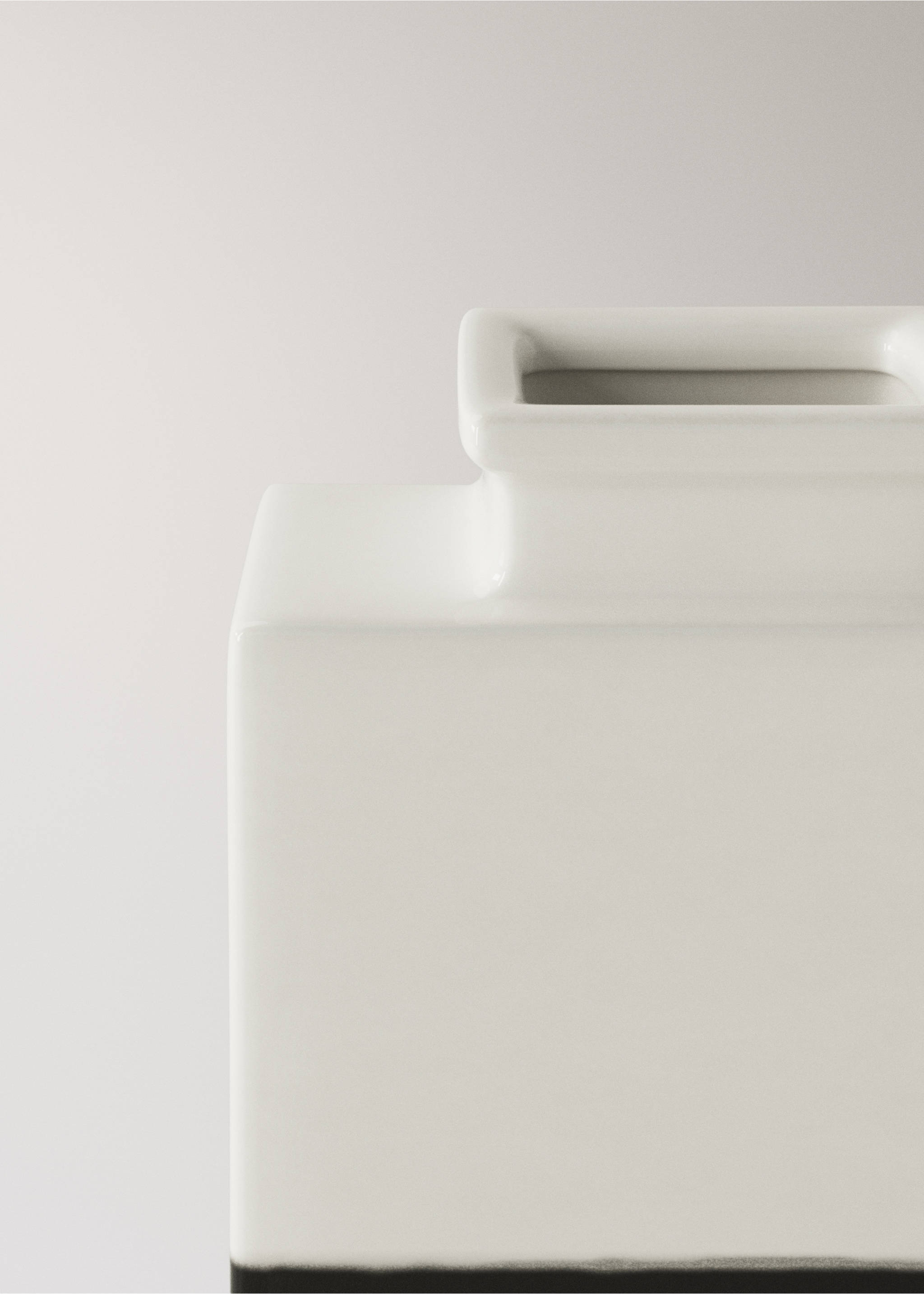 Малка двуцветна ваза от каменина - Данни за артикула 1, Череша. Ref: 27033294-00.