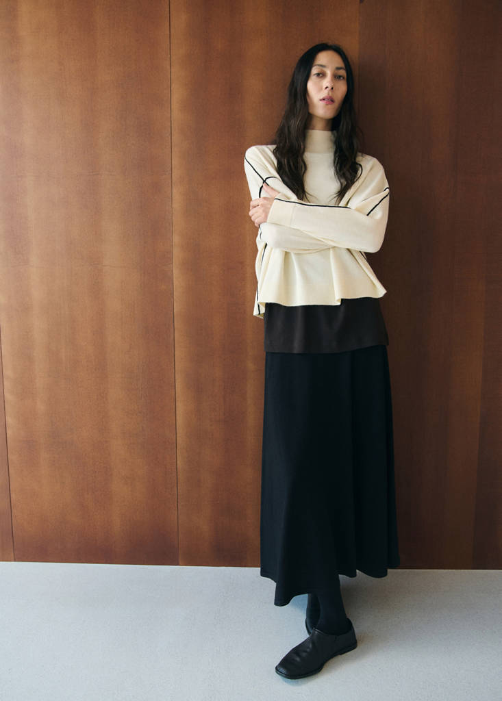 Sweater with contrasting stripes and perkins collar — Ecru