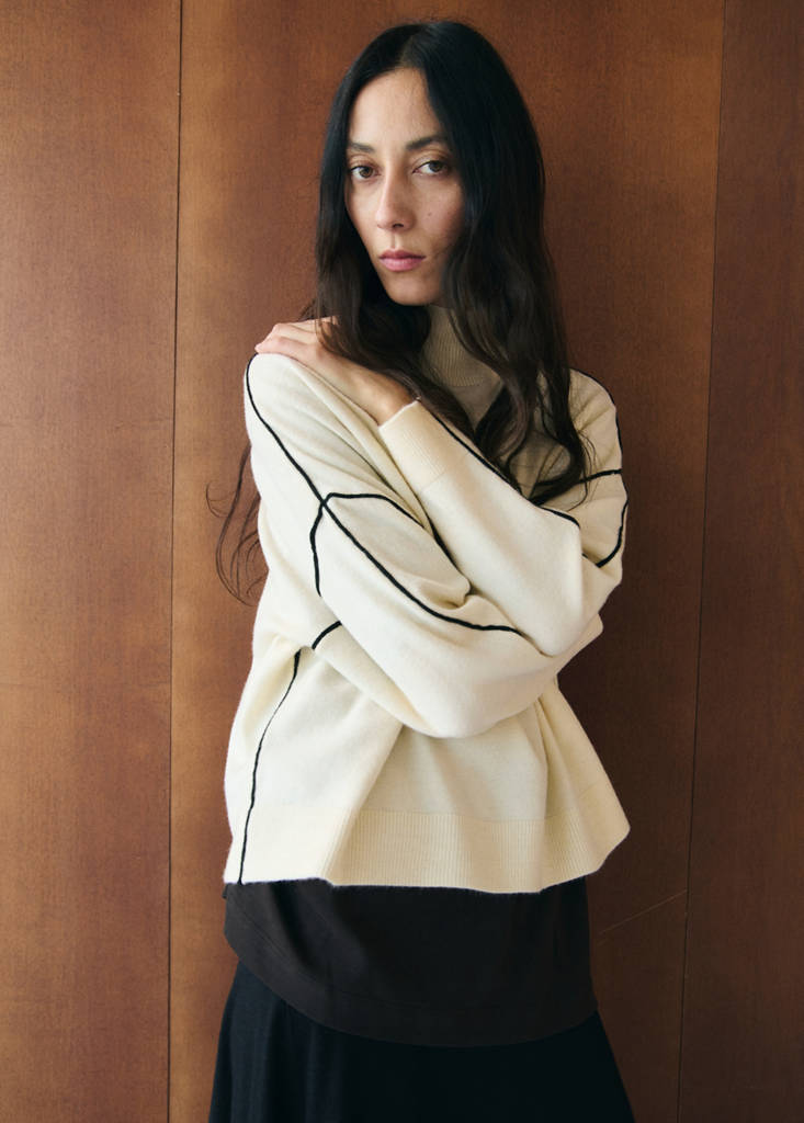 Sweater with contrasting stripes and perkins collar — Ecru