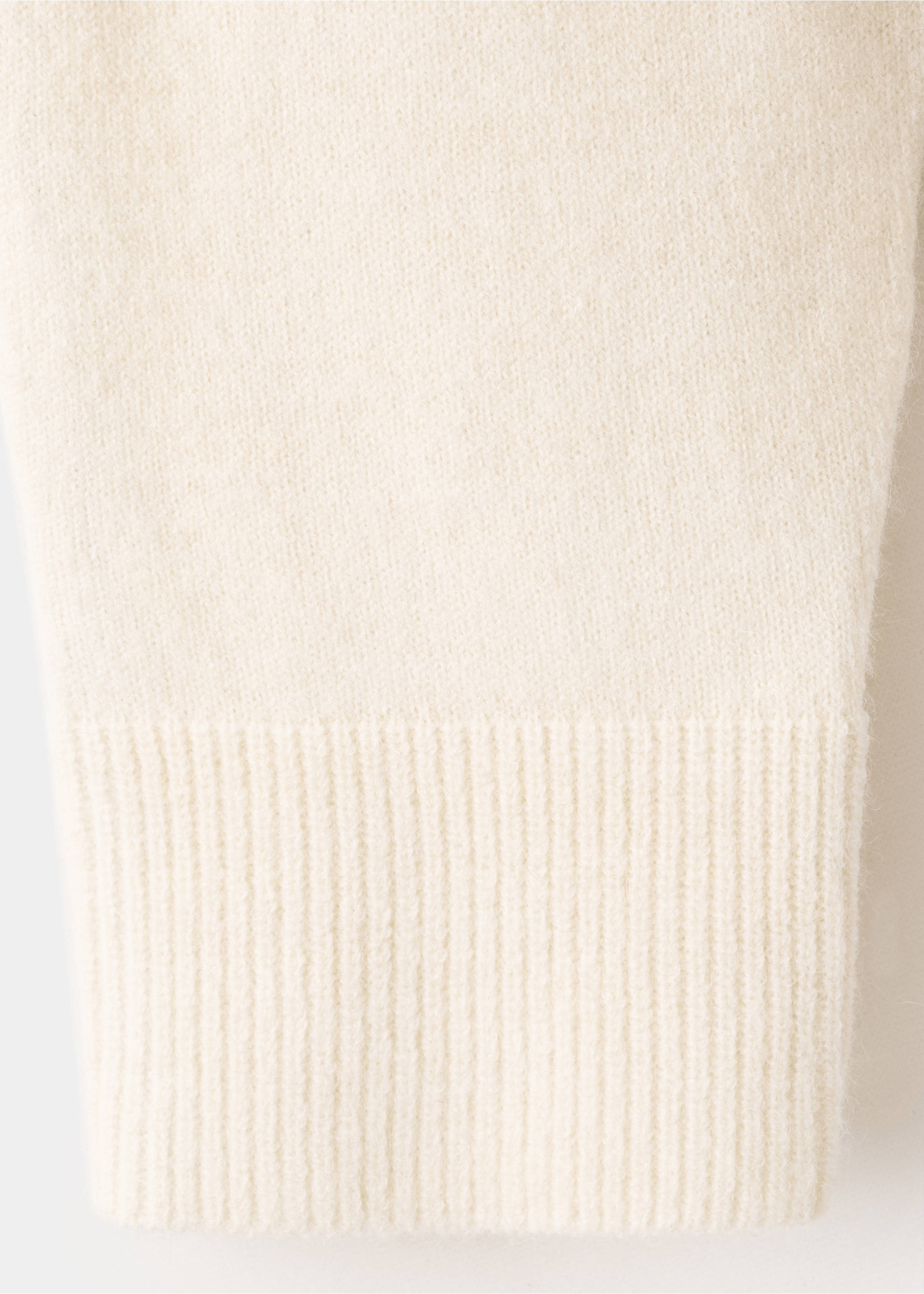 Sweater with contrasting stripes and perkins collar - Details of the article 8, Ecru. Ref: 27033300-00.