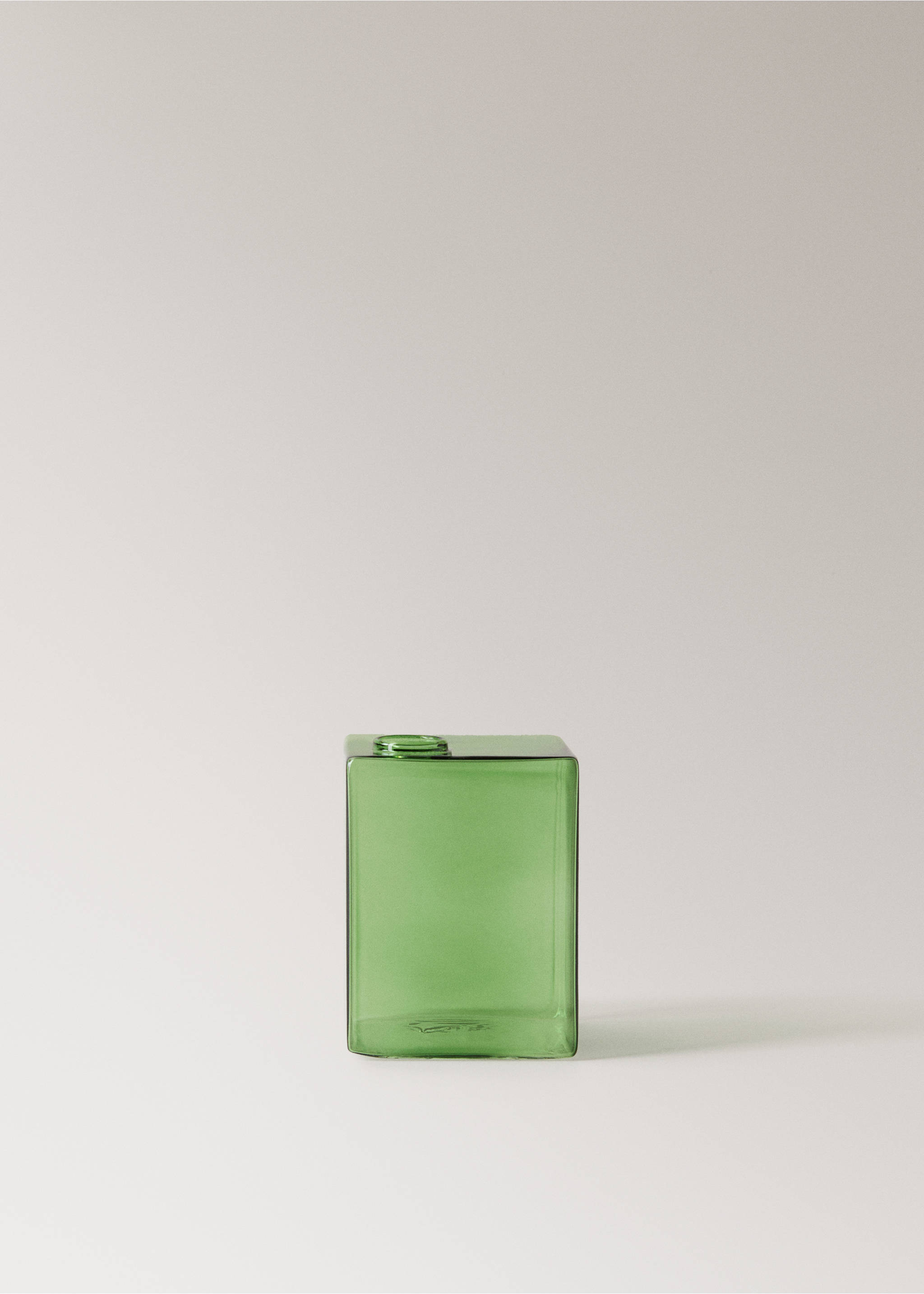 Extra-small borosilicate vase - Article without model, Pastel Green. Ref: 27033303-00.