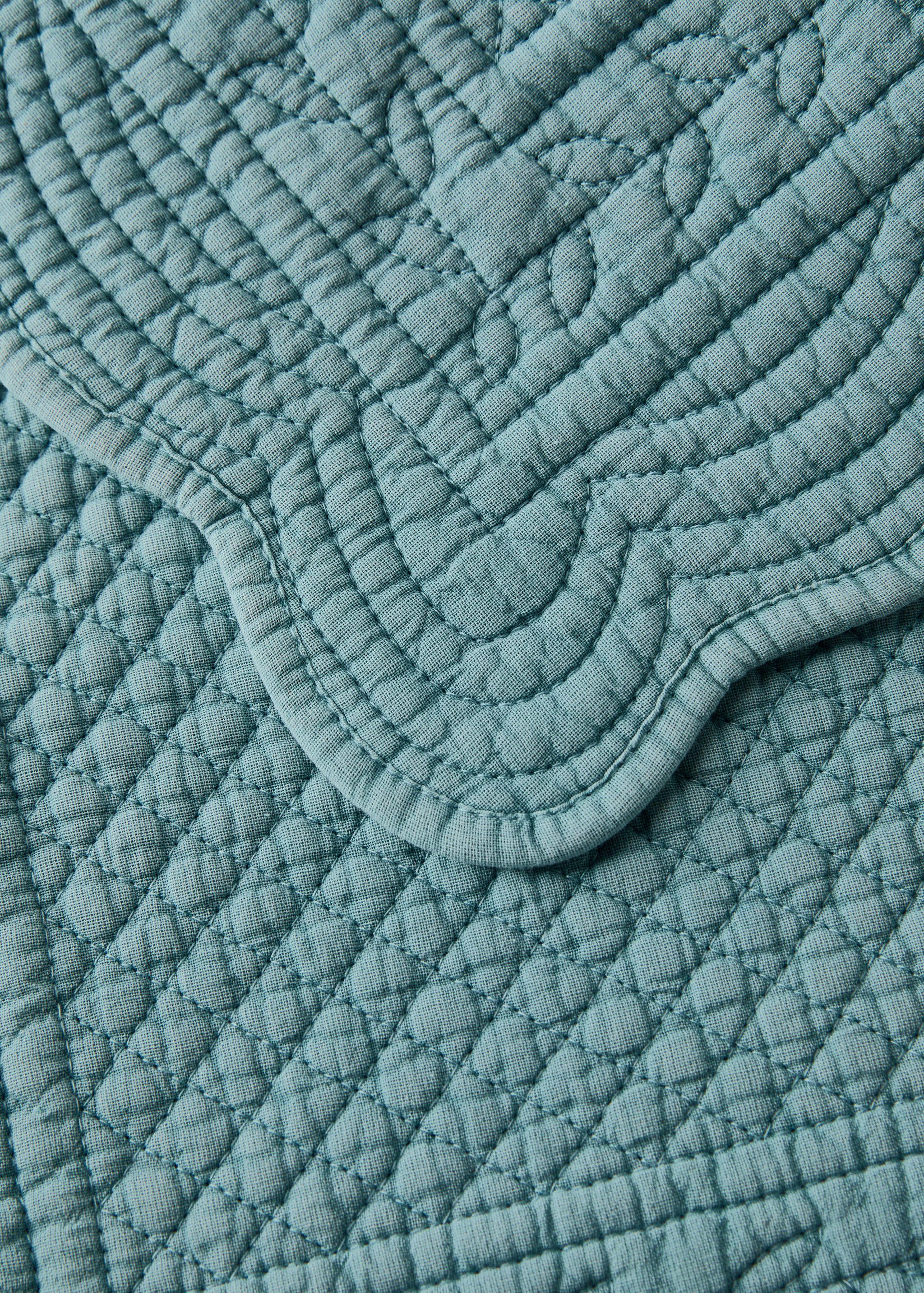 Quilted placemat with rectangular wave effect design - Details of the article 1
