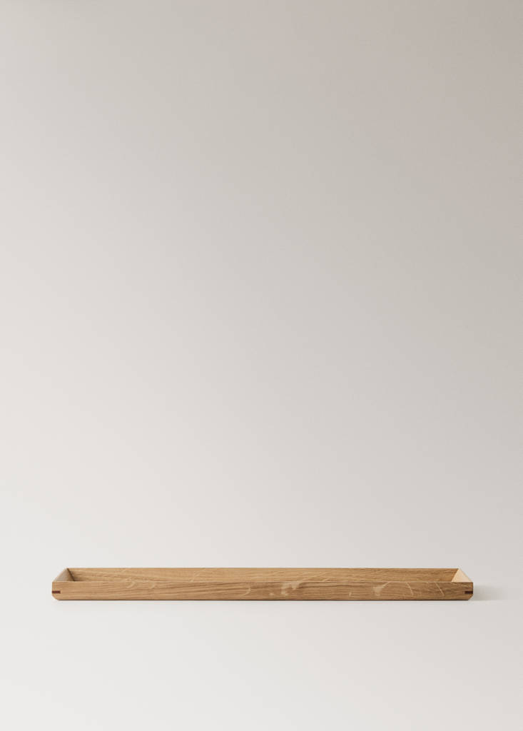 Large rectangular decorative tray in oak wood — Brown