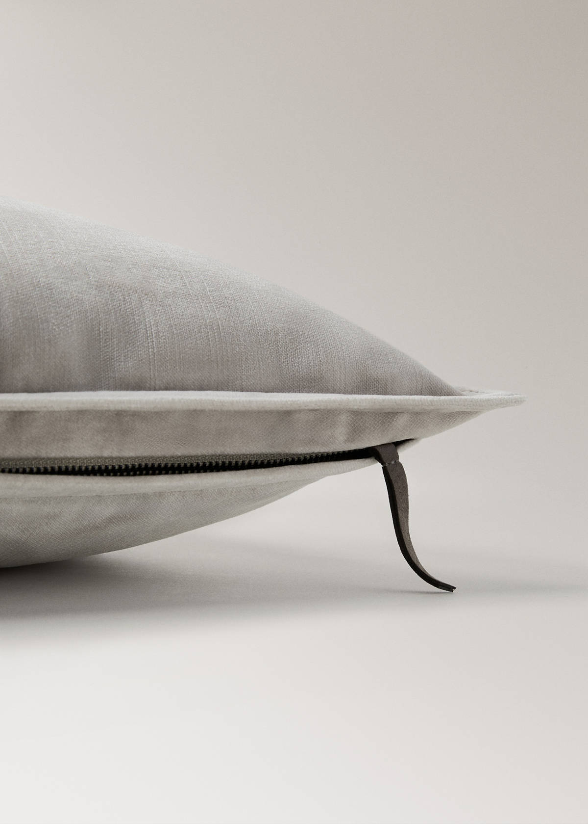 Velvet cushion cover 45x45 cm — Sand