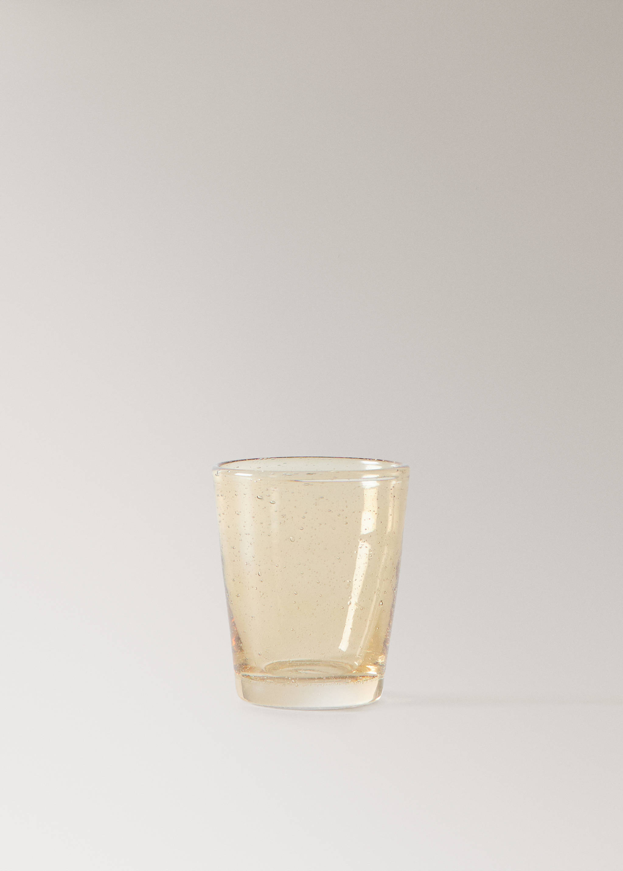 Farbiges Glas mit Blasenmuster - Artikel ohne Model