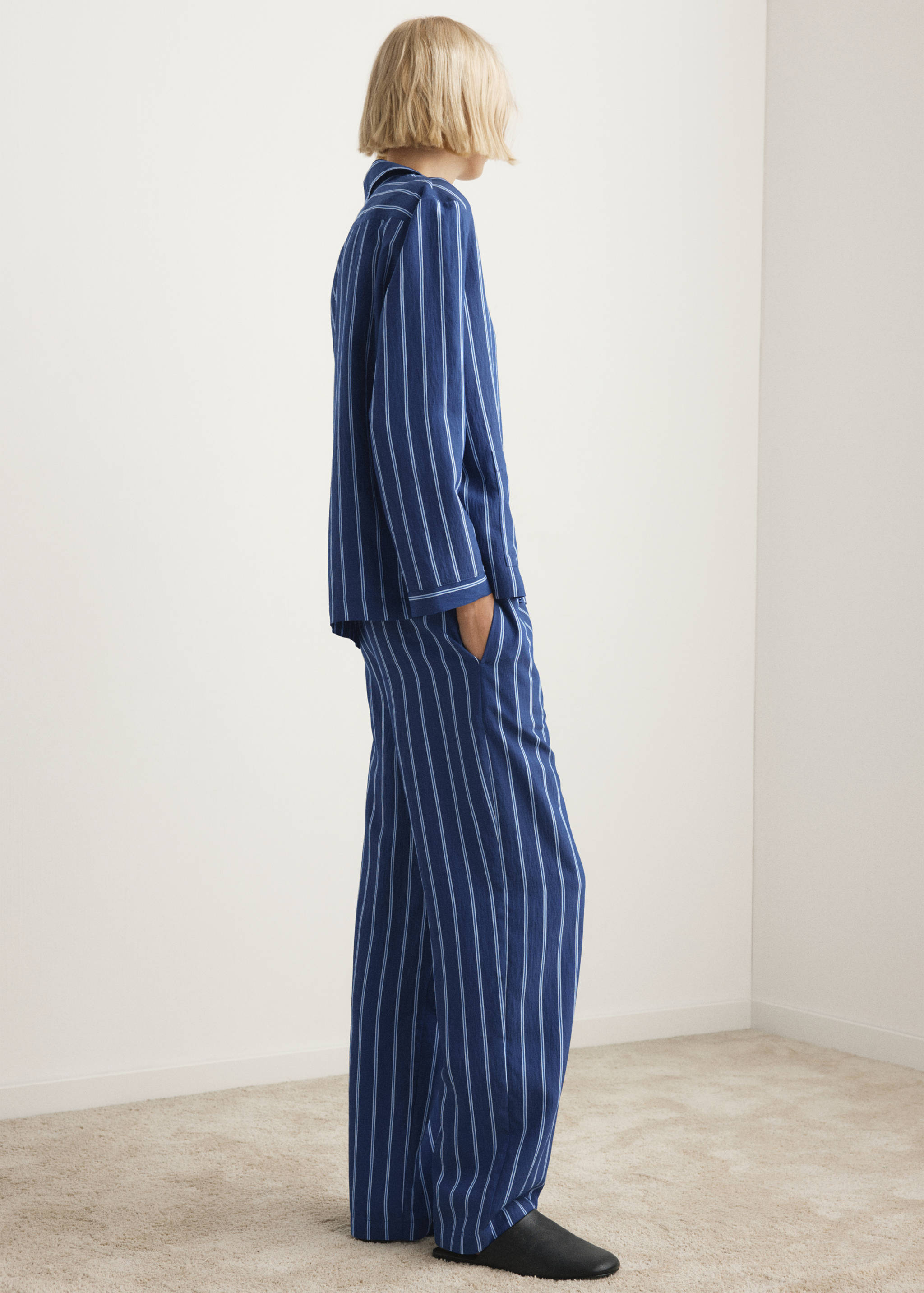 Striped pajama trousers - Reverse of the article
