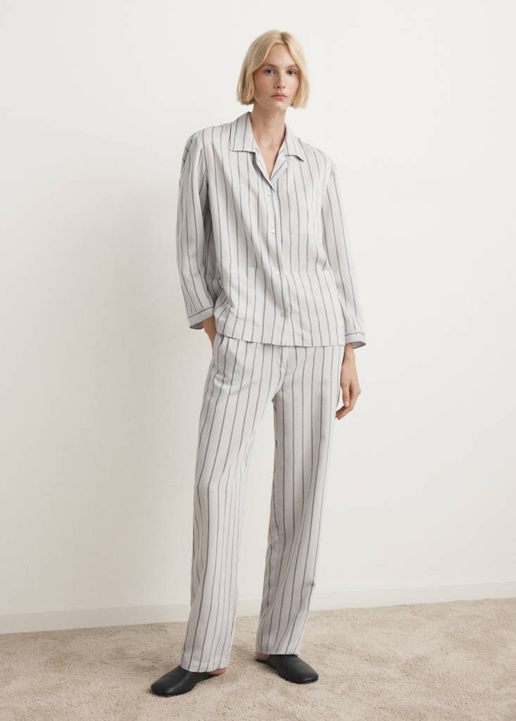 Striped pajama trousers — Grey