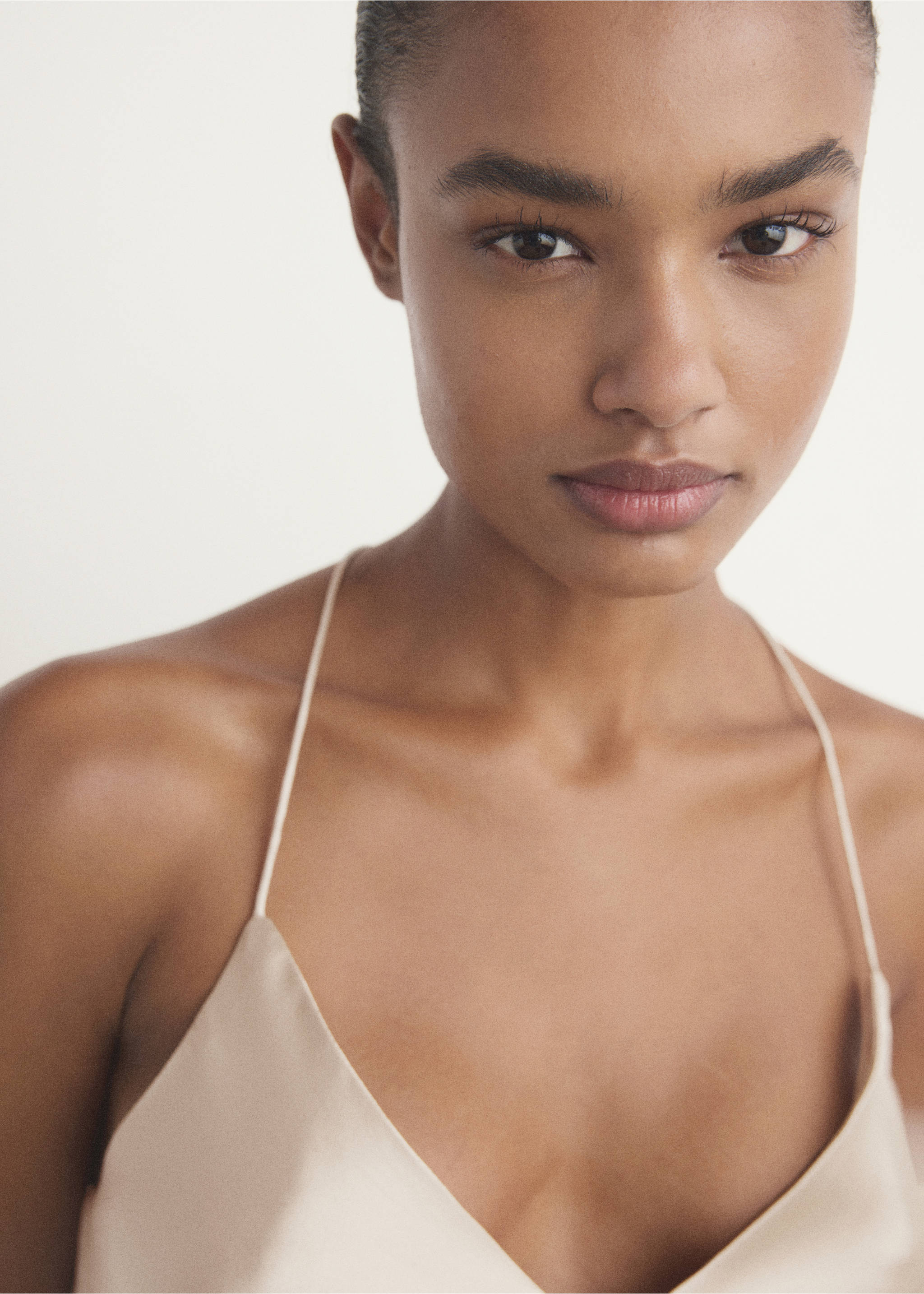 Silk pyjama top - Details of the article 1, Light/Pastel Grey. Ref: 27033329-00.