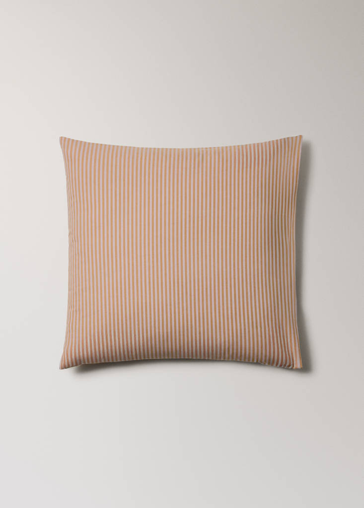 Two 200-thread count cotton percale pillowcases with small stripe 60x60 cm — Peach