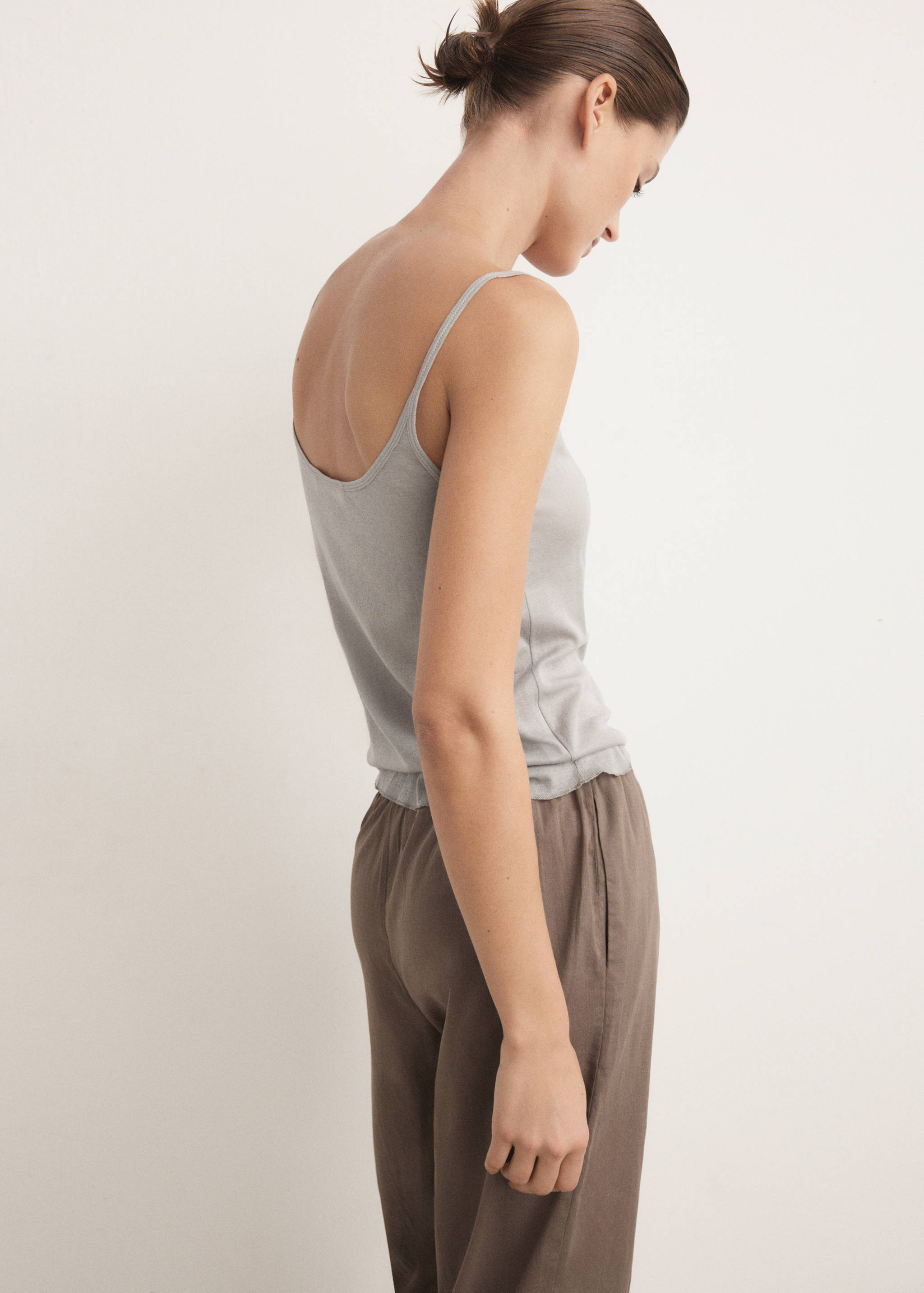 Cotton top with straps - Reverse of the article