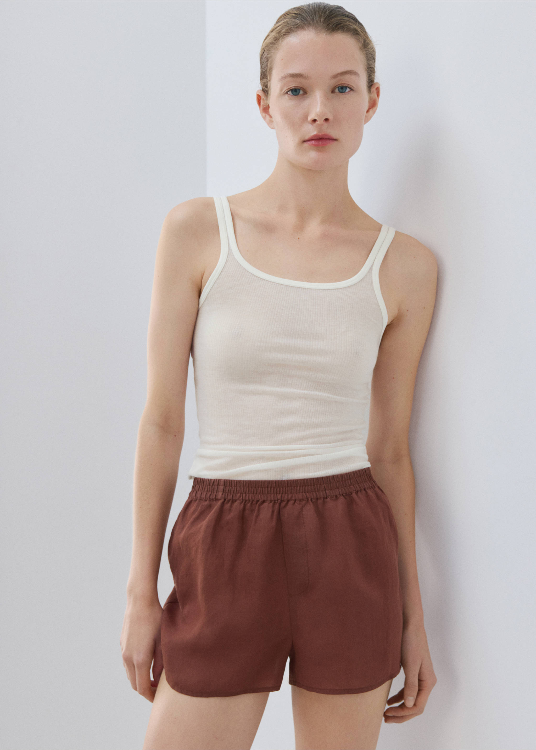 Seamless lyocell wool top - Medium plane, Ivory White. Ref: 27033337-00.