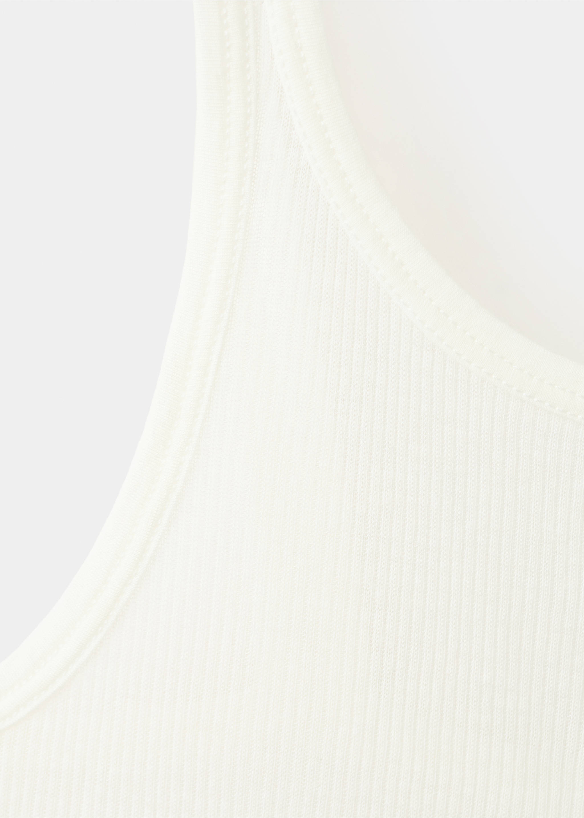 Seamless lyocell wool top - Details of the article 8, Ivory White. Ref: 27033337-00.