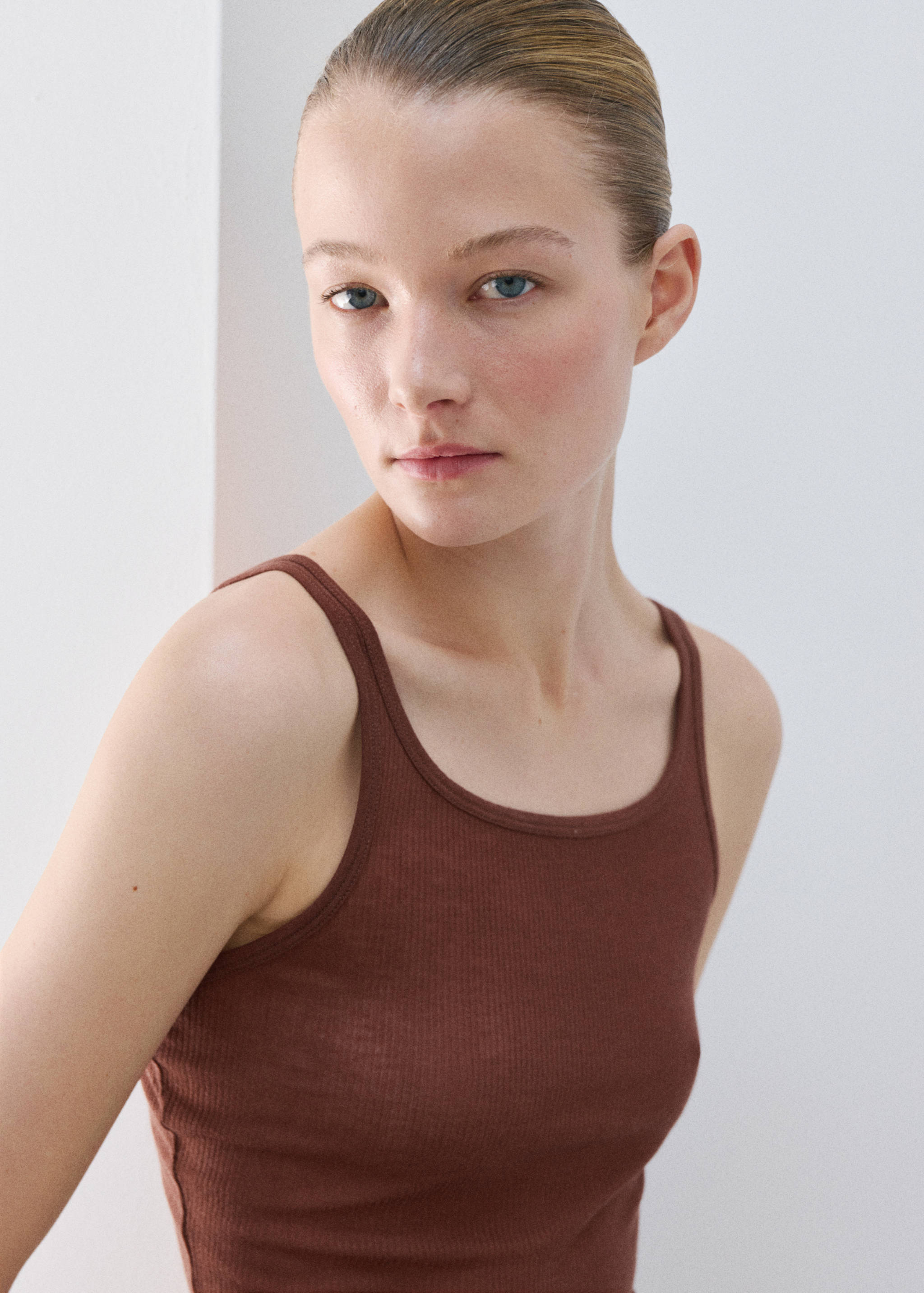 Seamless lyocell wool top - Details of the article 1