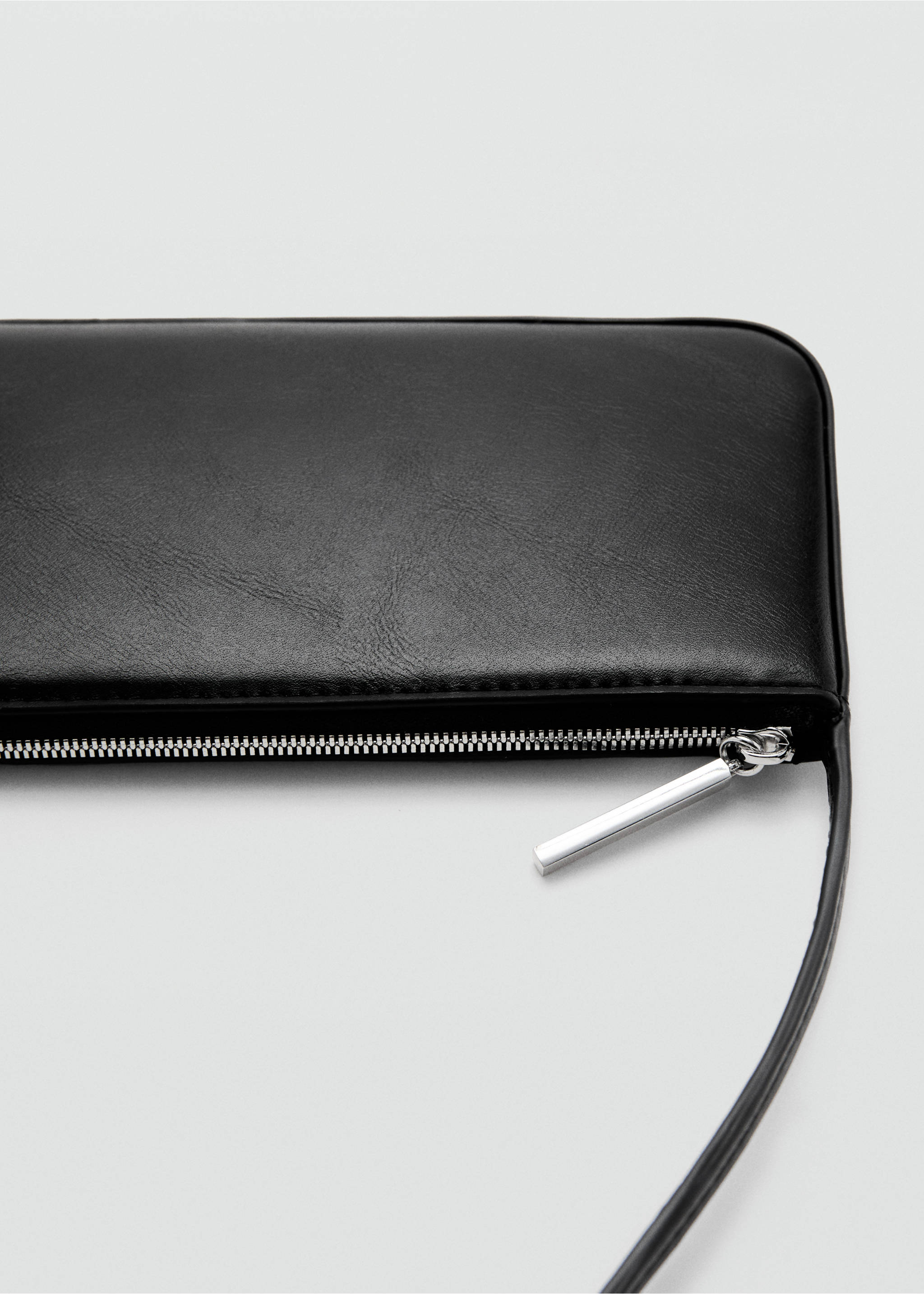 Bossa bucket sivella - Detall de l'article 2, Negre. Ref: 27033340-00.