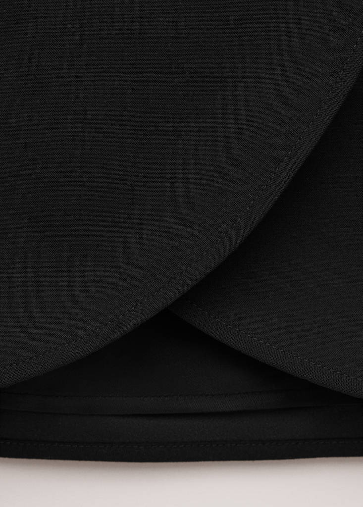 Skirt with belt and buttons — Black