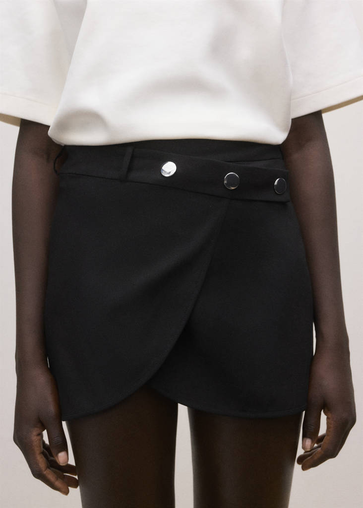 Skirt with belt and buttons — Black