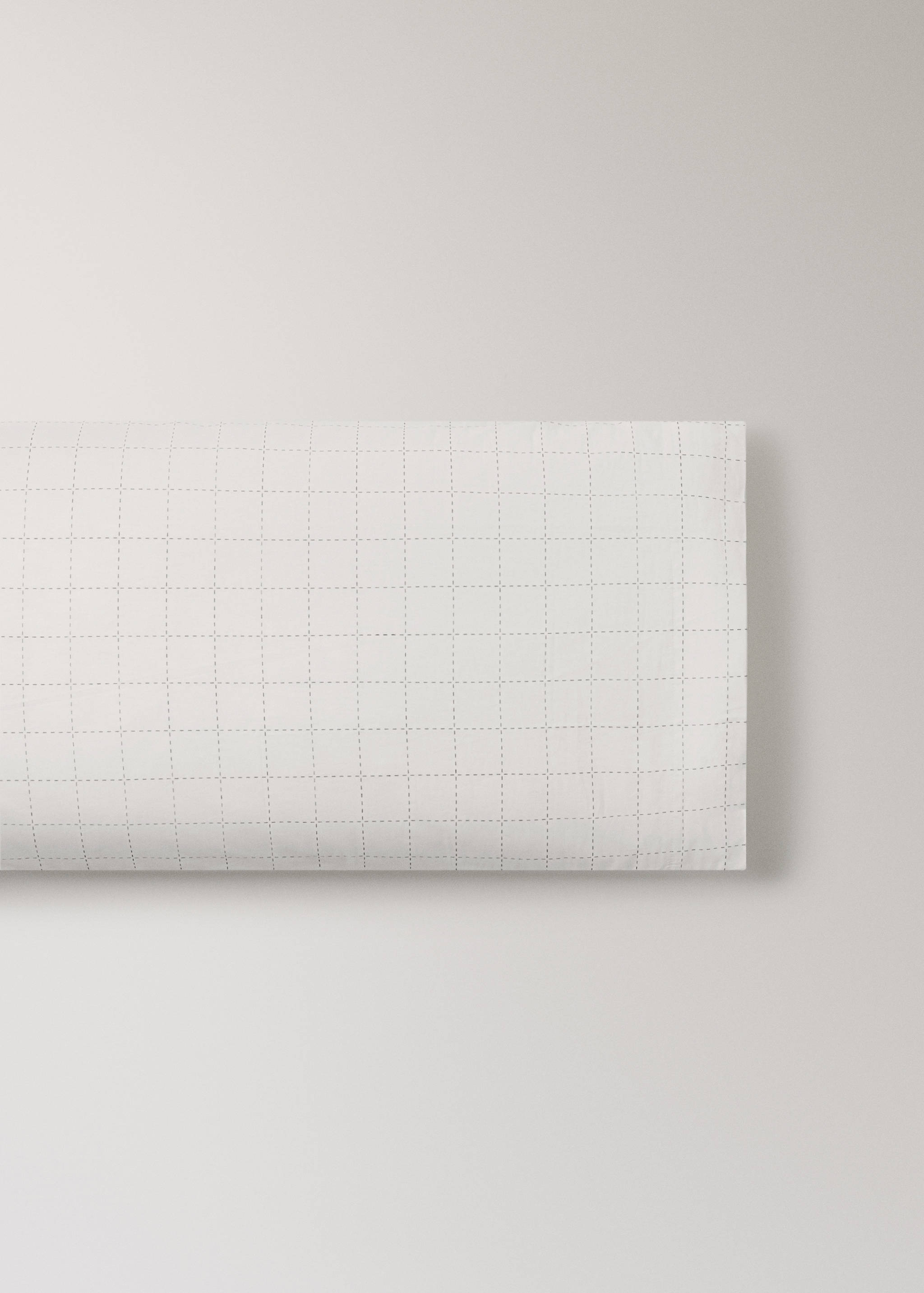 Kussensloop van percal katoen met doorgestikte ruitjes, 45x110 cm - Artikel zonder model