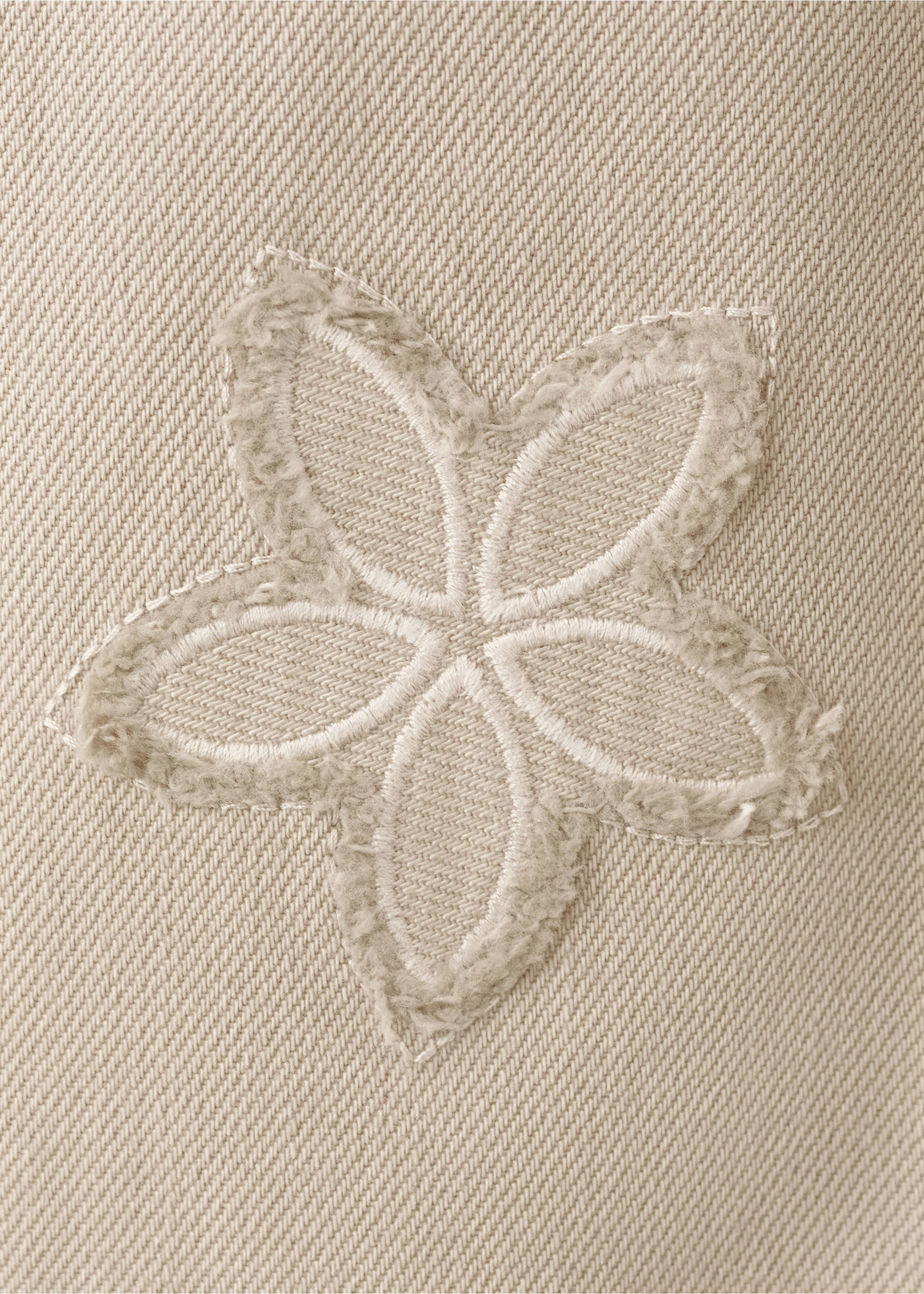 Jeans rectos bordado flores - Detalle del artículo 0, Marrón medio. Ref: 27033728-00.