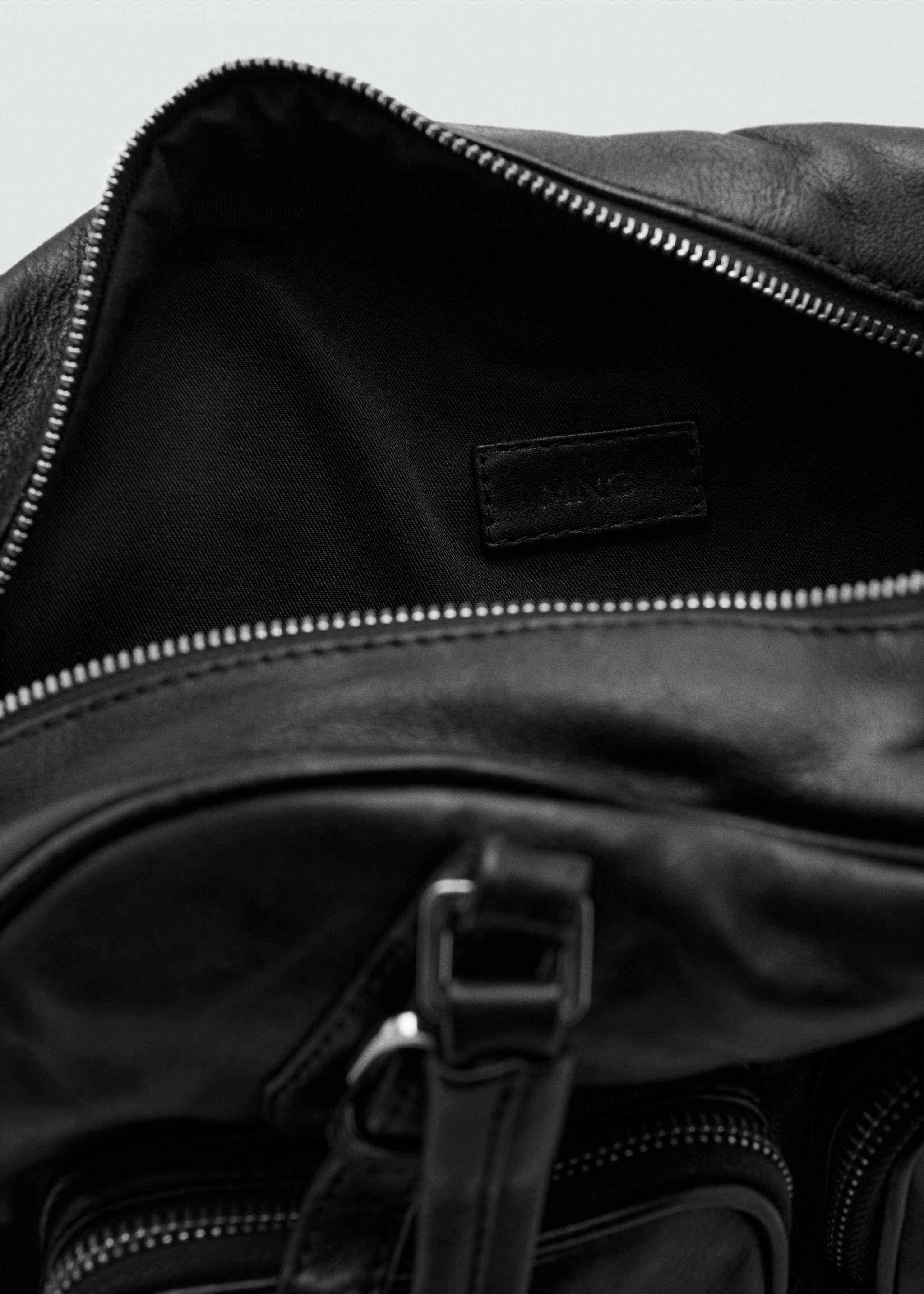Leather bowling bag with pockets - Details of the article 4, Black. Ref: 27033729-00.