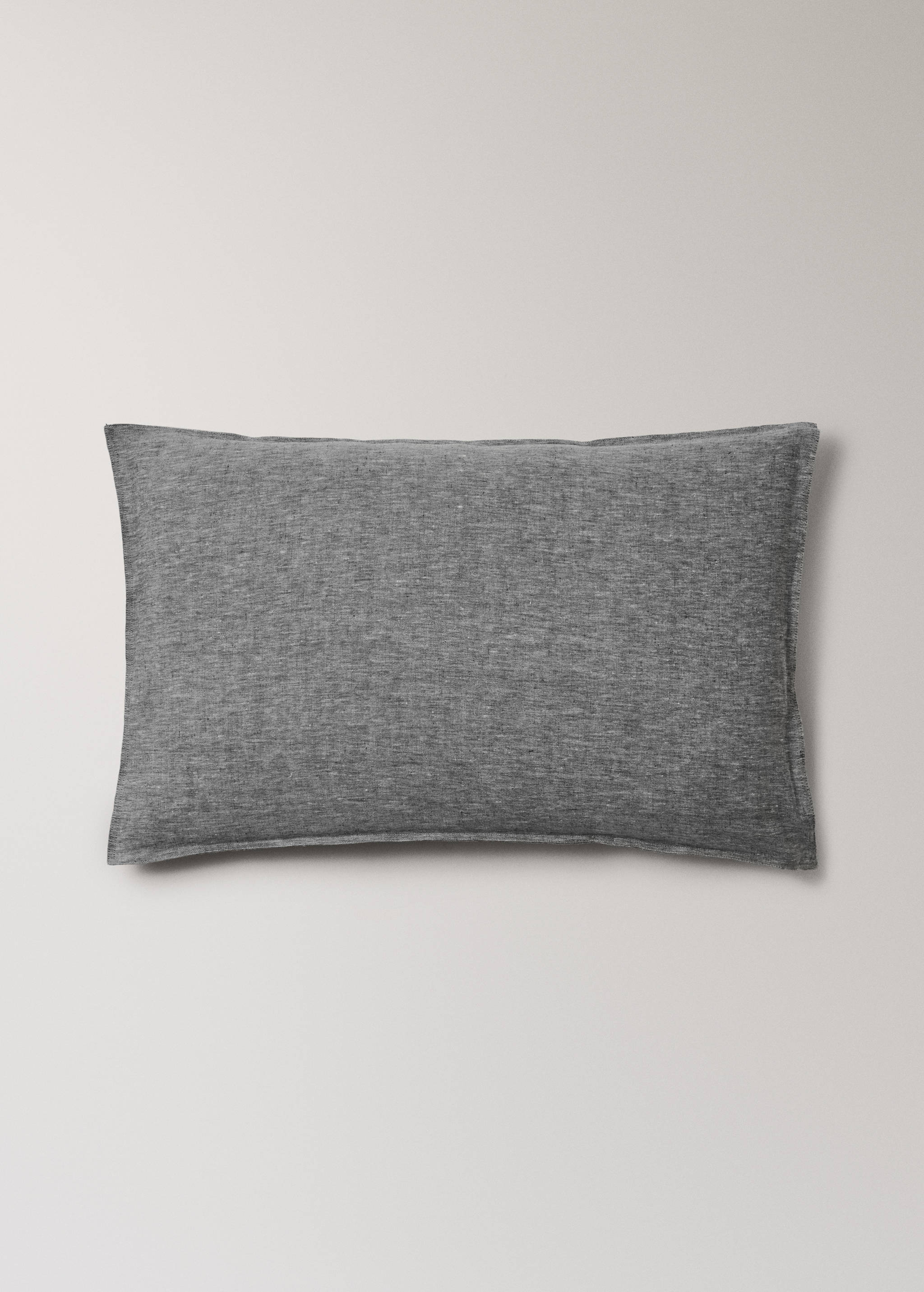 Yarn-dyed linen pillowcase 50 x 75 cm - Article without model