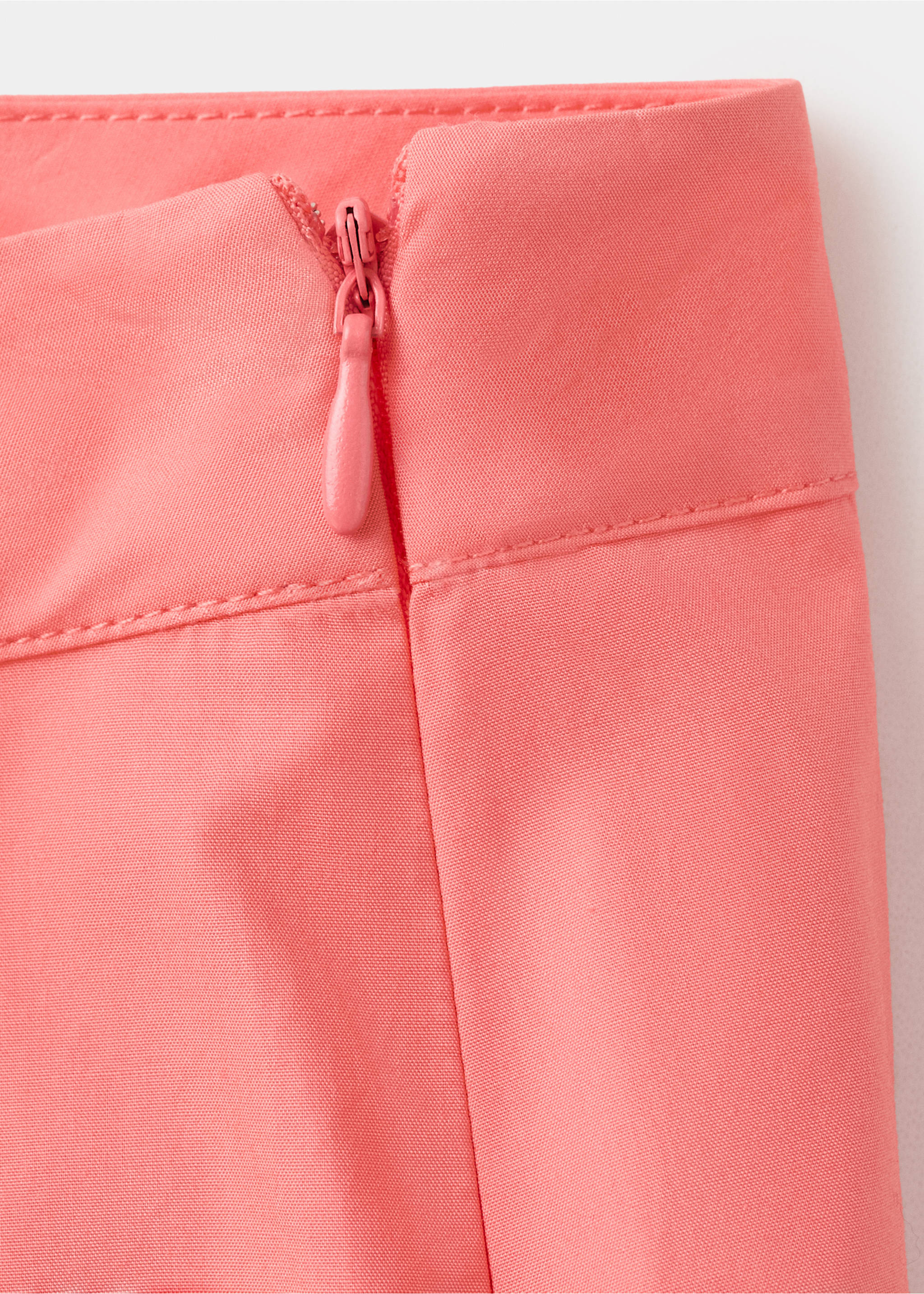 Flared midi-skirt - Details of the article 8, Coral Red. Ref: 27034044-00.