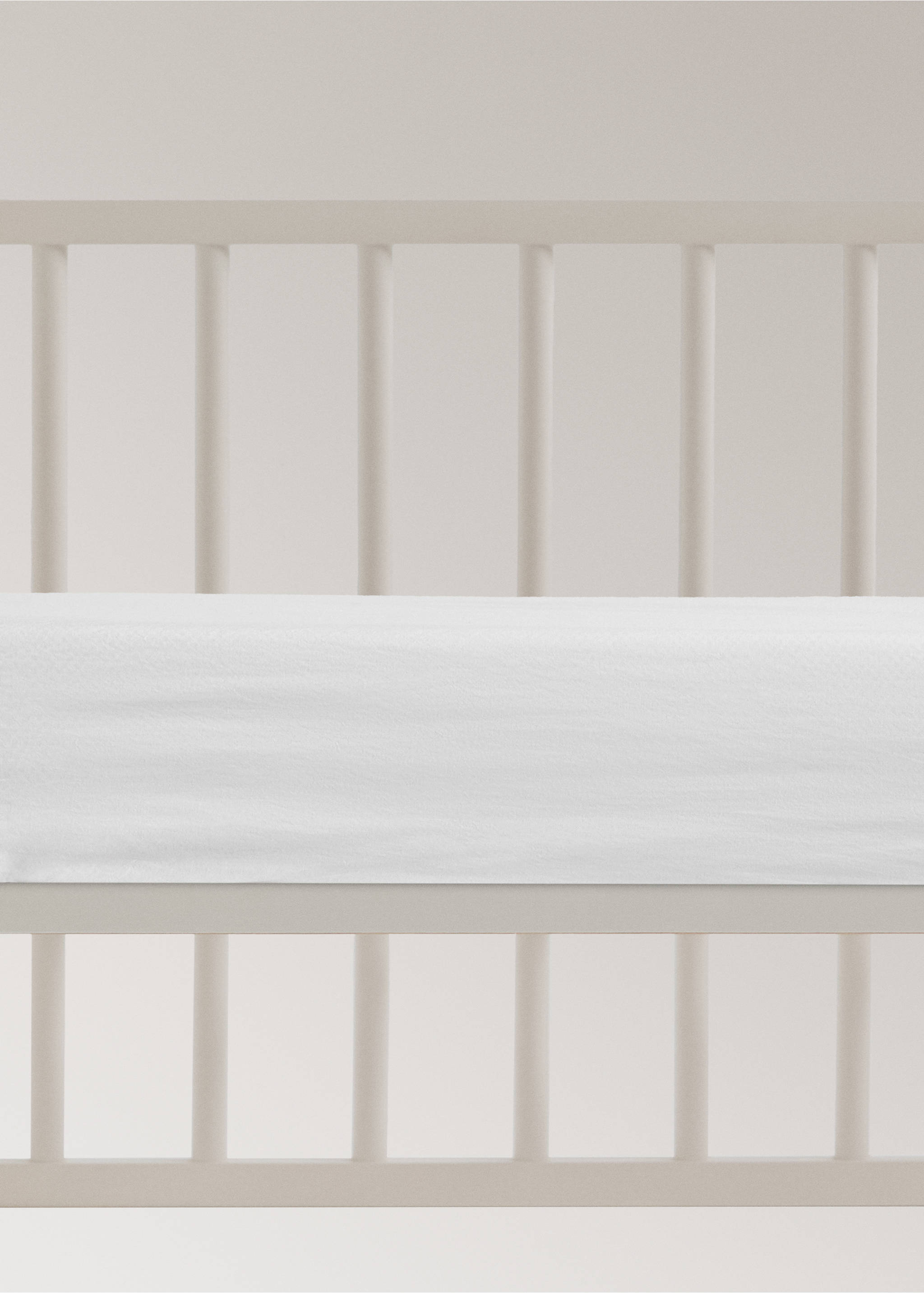 Cot bed fitted sheet percale garment-washed - Article without model, White. Ref: 27034067-00.
