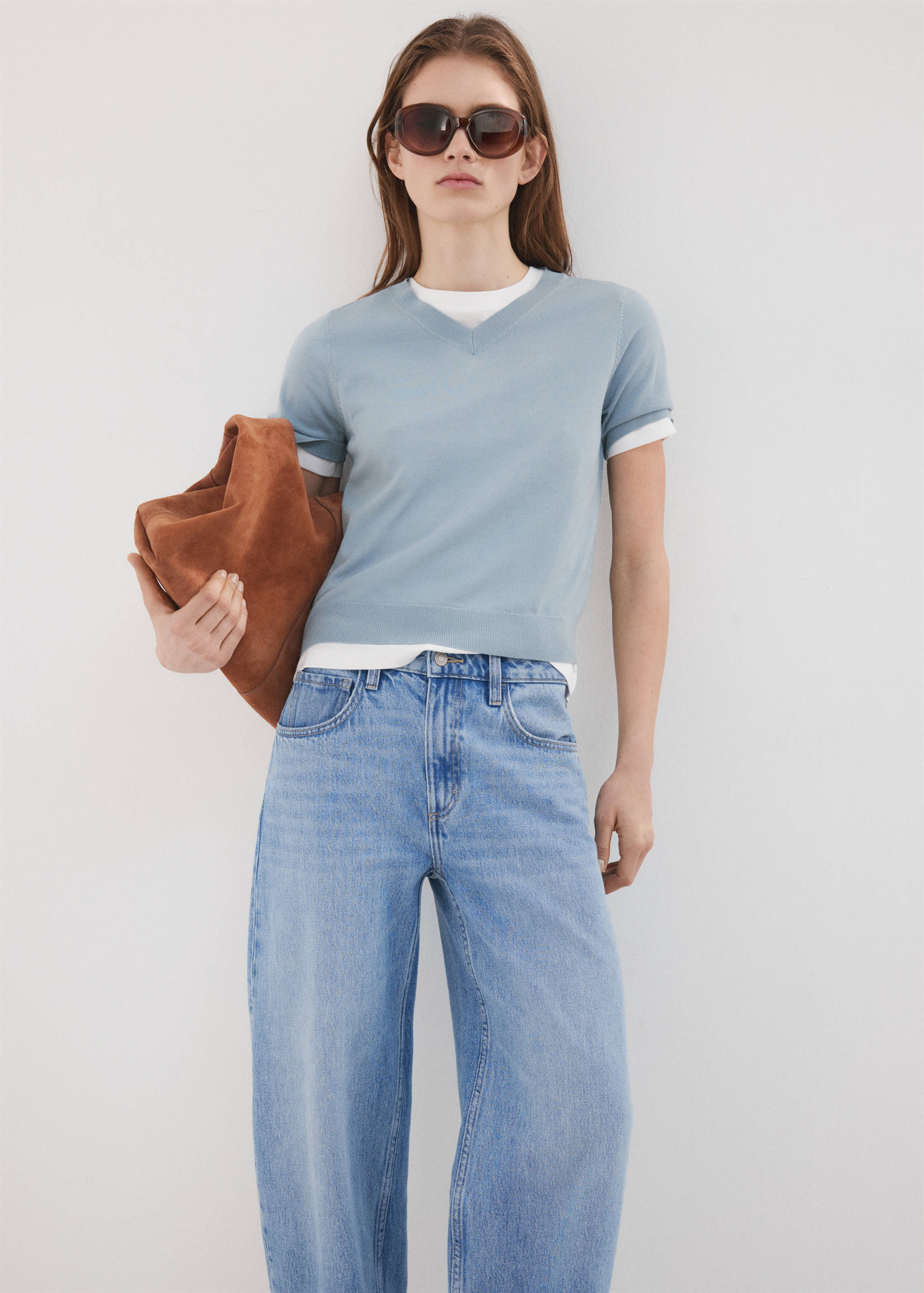 High-waisted barrel jeans - Details of the article 1