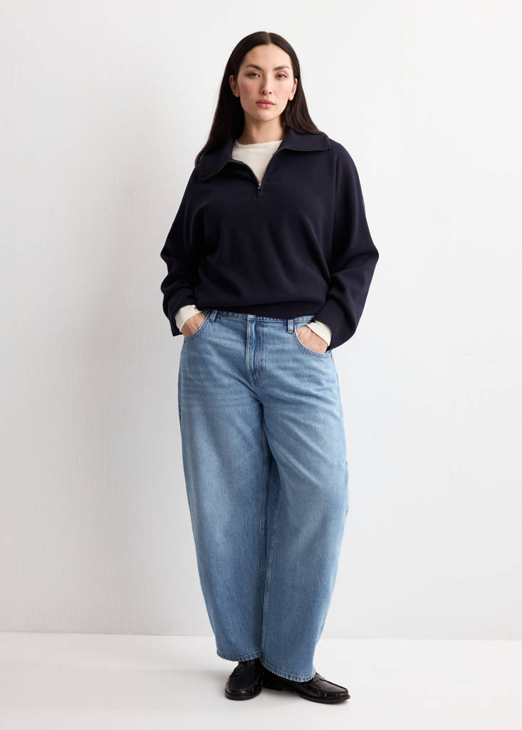 High-waisted barrel jeans — Medium Blue