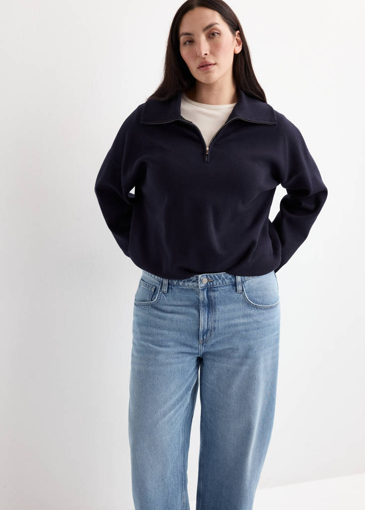 High-waisted barrel jeans — Medium Blue