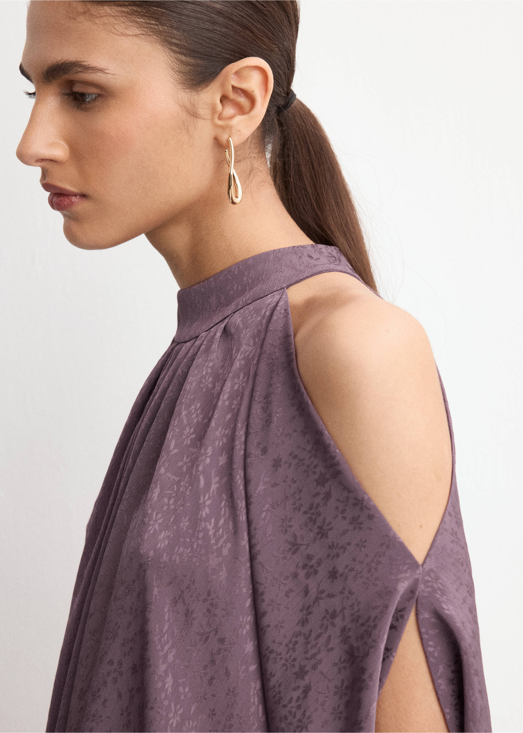 Top cu umeri descoperiți - Detaliu al articolului 1, Mov. Ref: 27034075-00.